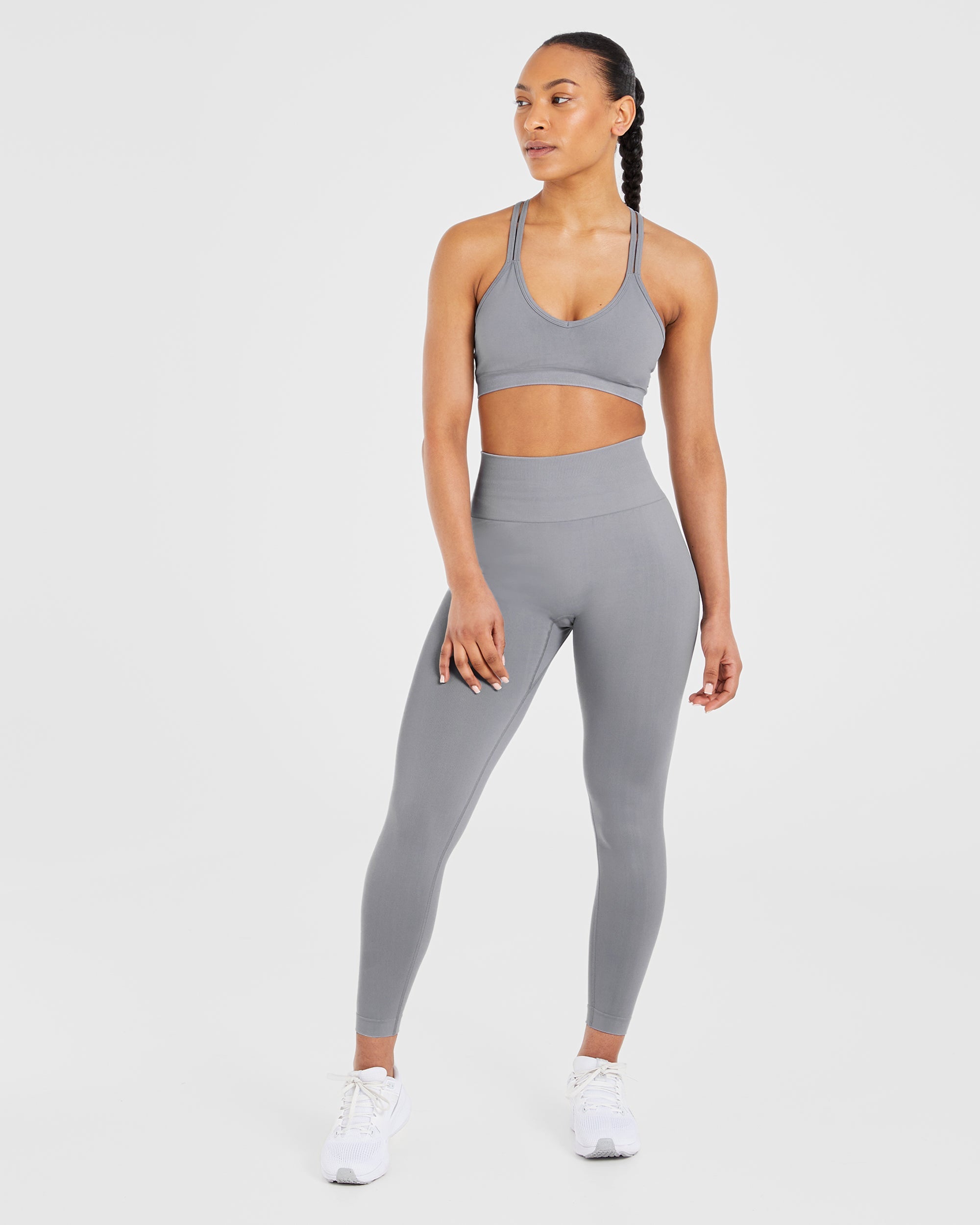 Power Seamless Sports Bra - Grau