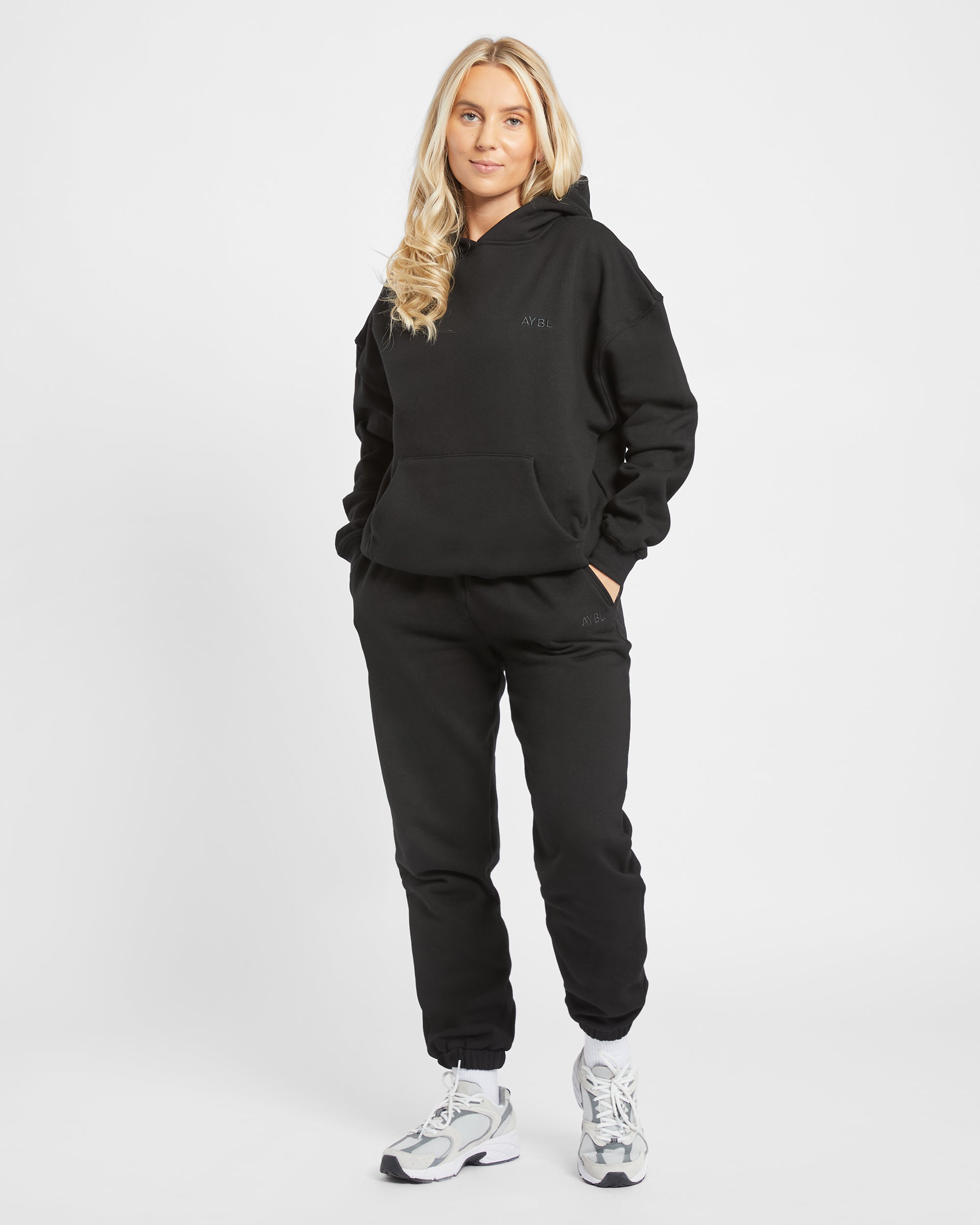 Premium Oversized Hoodie - Schwarz