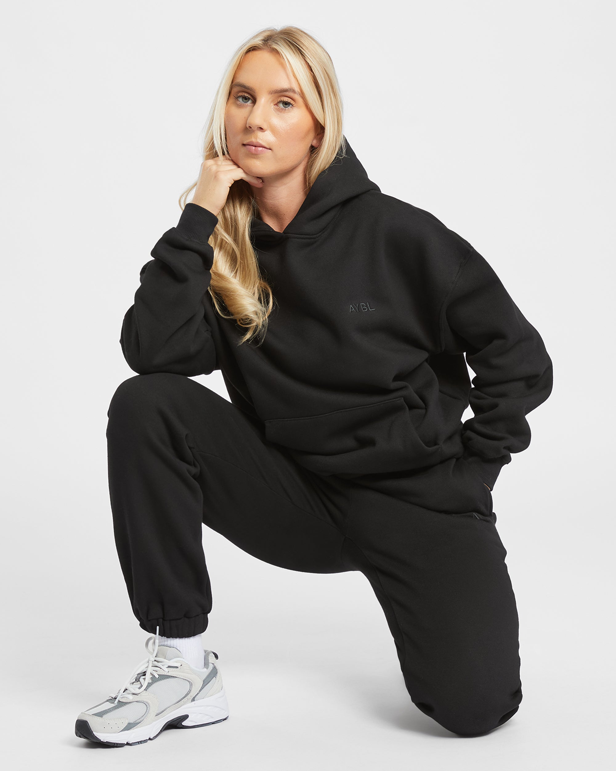 Premium Oversized Hoodie - Schwarz