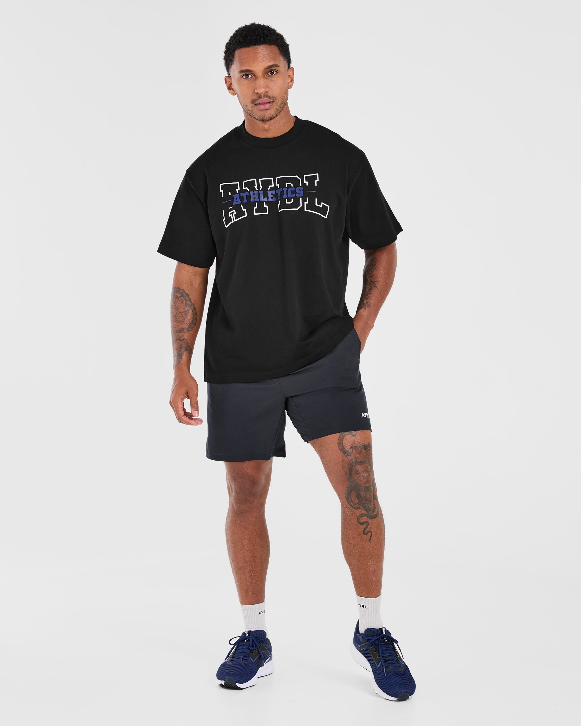 Athletics Oversized T Shirt - Schwarz