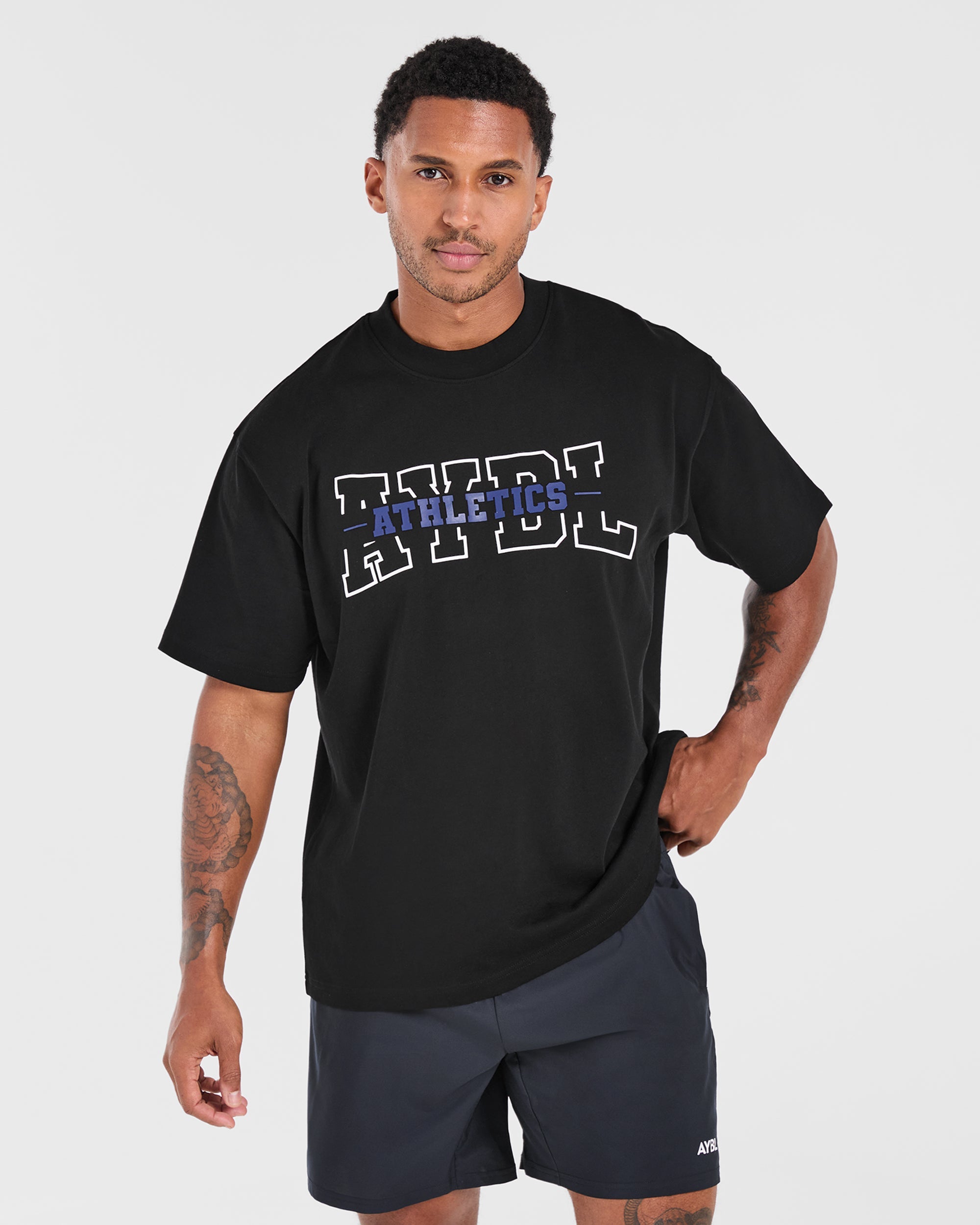 Athletics Oversized T Shirt - Schwarz