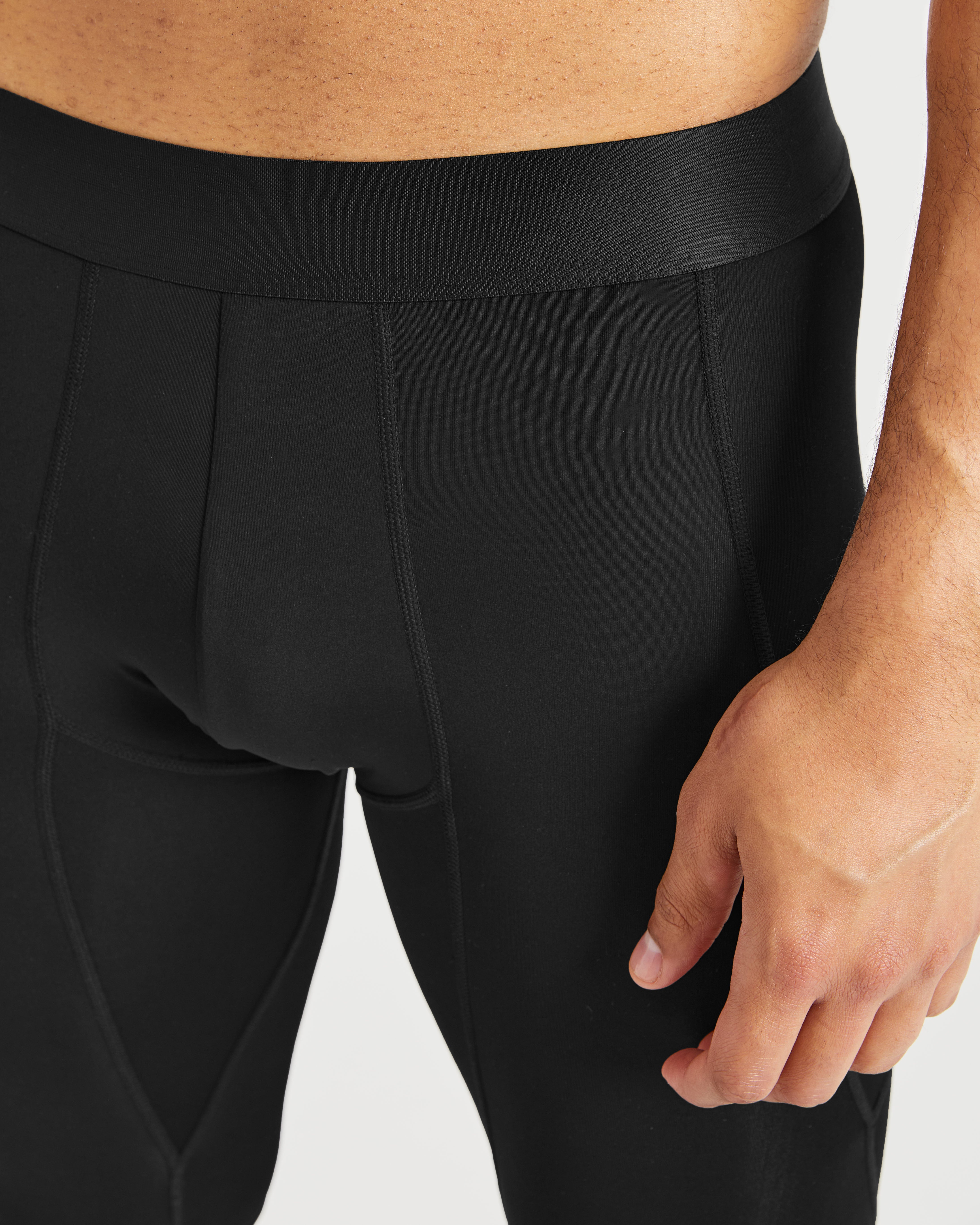 Essential Base Layer Leggings - Schwarz