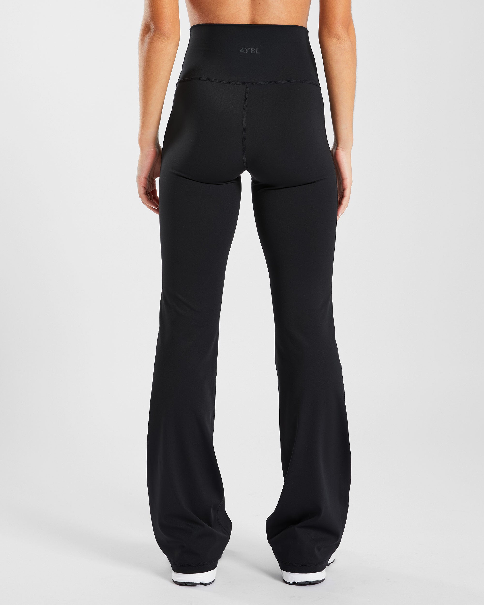 Sculpt Flared Leggings - Schwarz