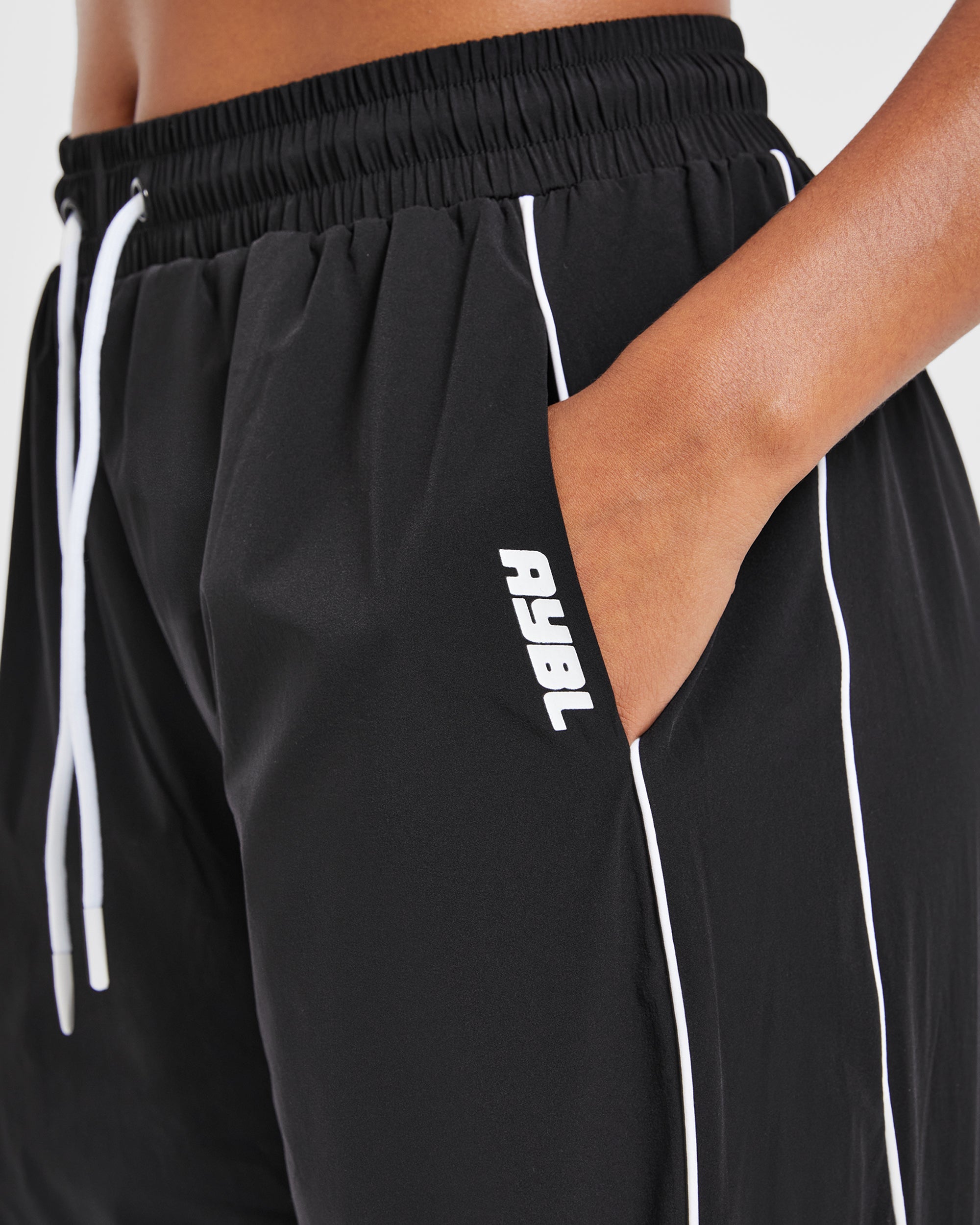 Justine Oversized Track Joggers - Schwarz