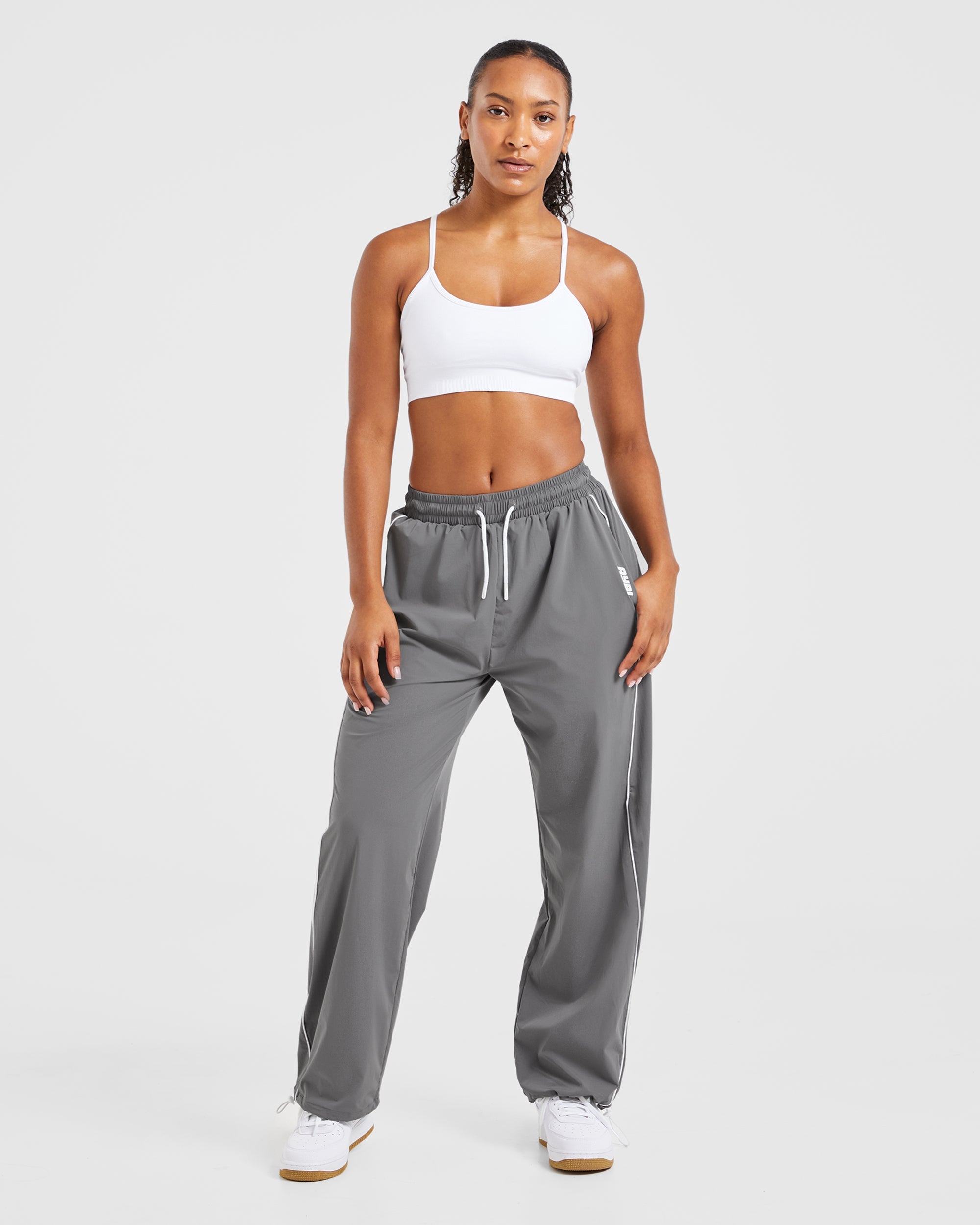 Justine Oversized Track Joggers - Grau