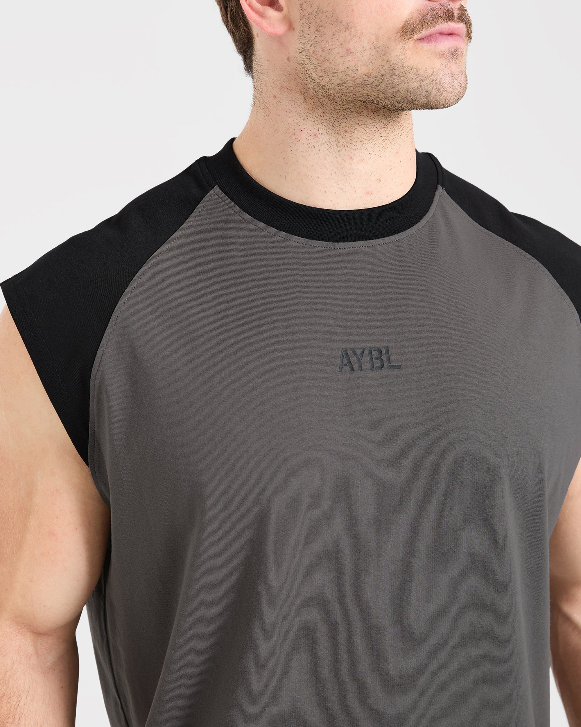 Cam Kissel x Contrast Oversized Tank - Charcoal/Schwarz