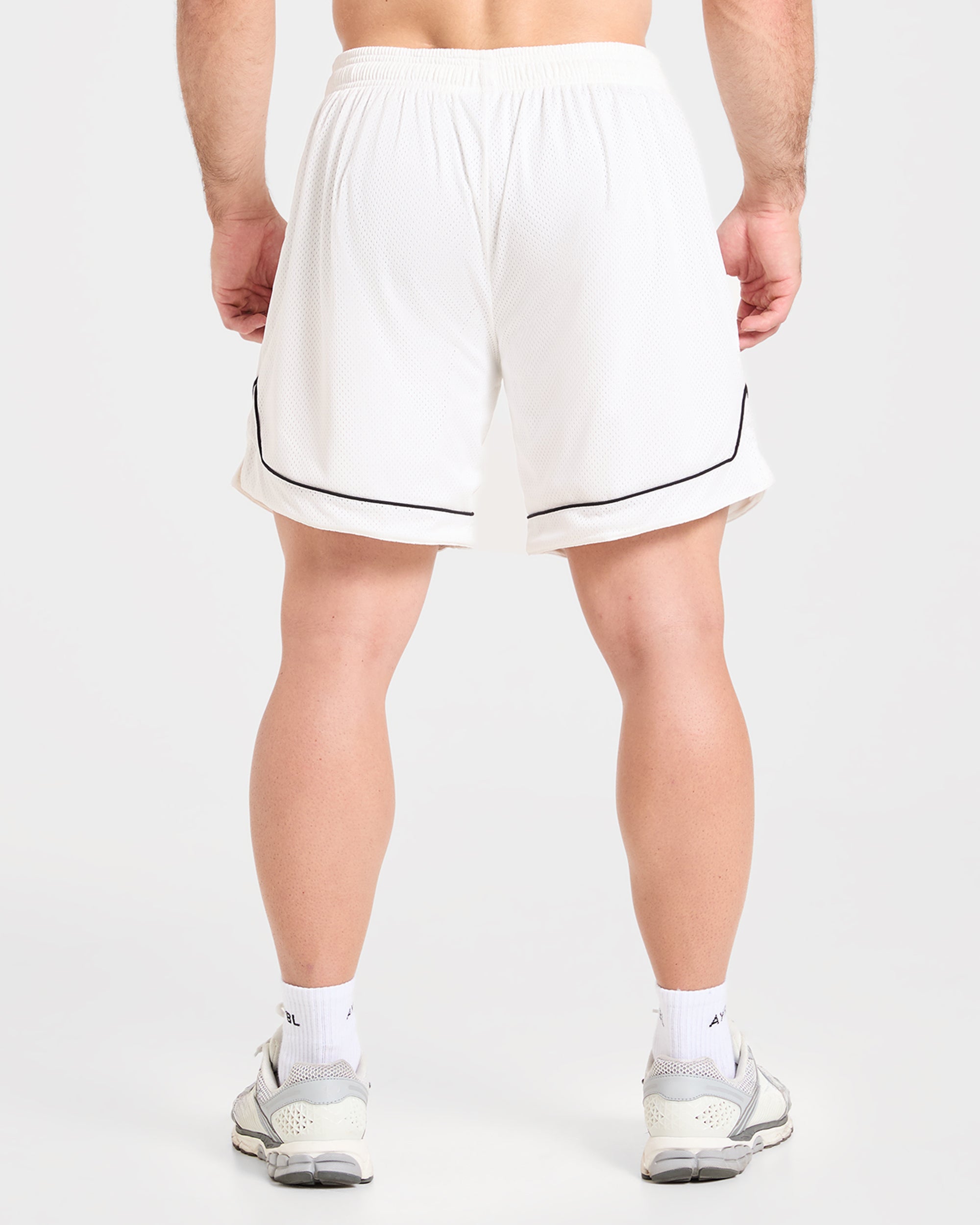 Cam Kissel x Mesh Shorts - Off Weiß