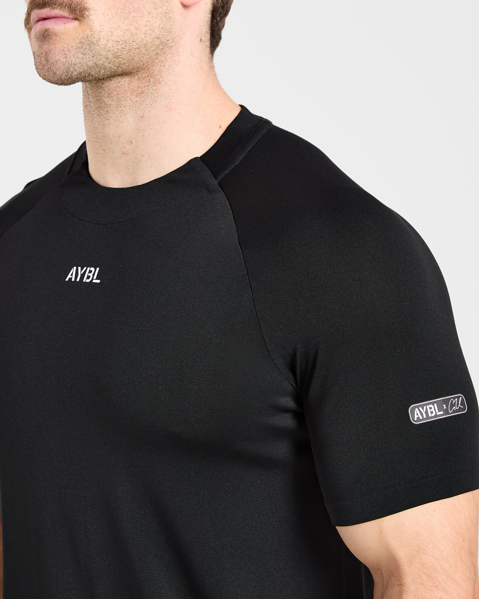 Cam Kissel x Seamless T Shirt - Schwarz