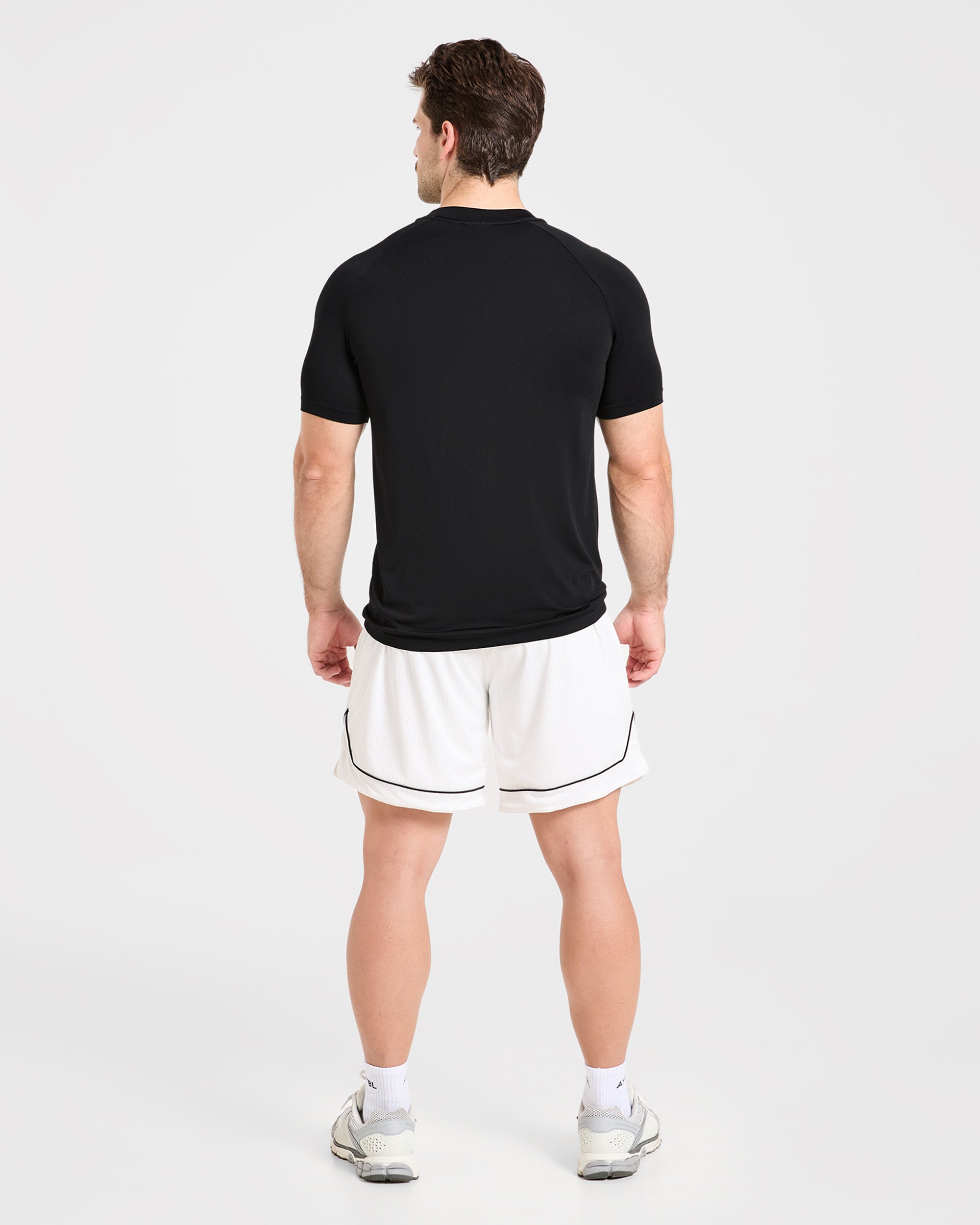 Cam Kissel x Seamless T Shirt - Schwarz