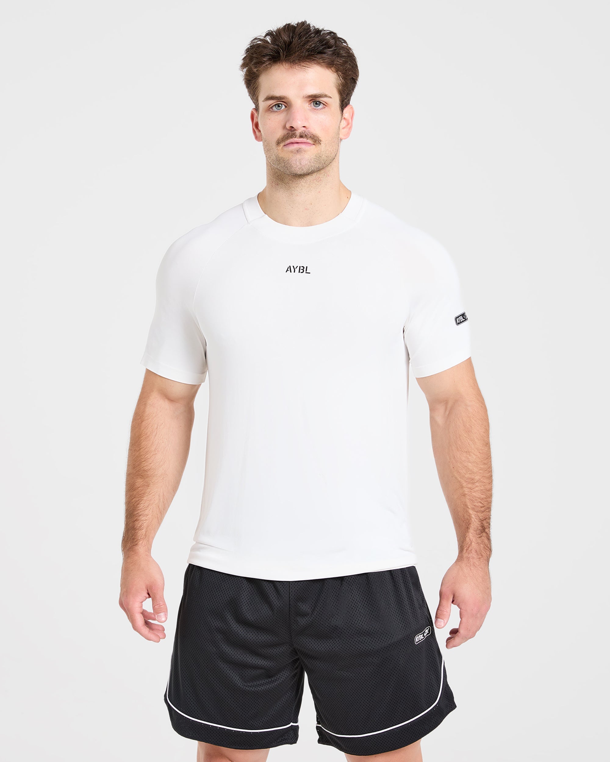 Cam Kissel x Seamless T Shirt - Off Weiß