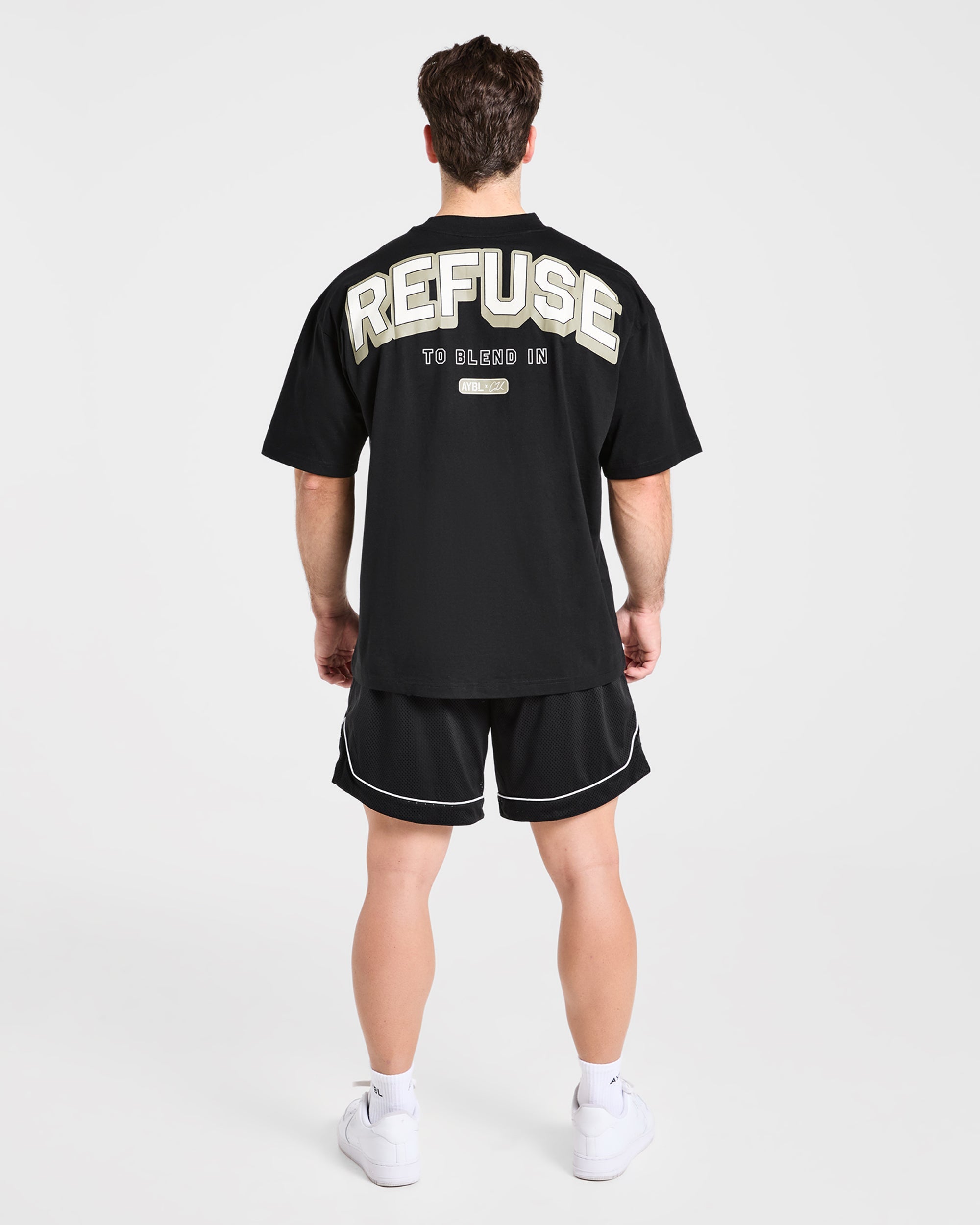 Cam Kissel x Refuse to Blend in Oversized T Shirt - Schwarz