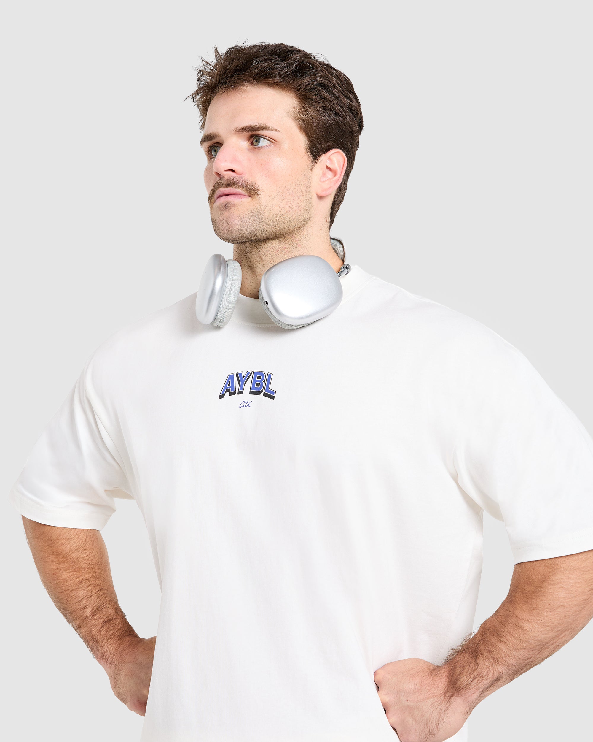 Cam Kissel x Refuse to Blend in Oversized T Shirt - Off Weiß