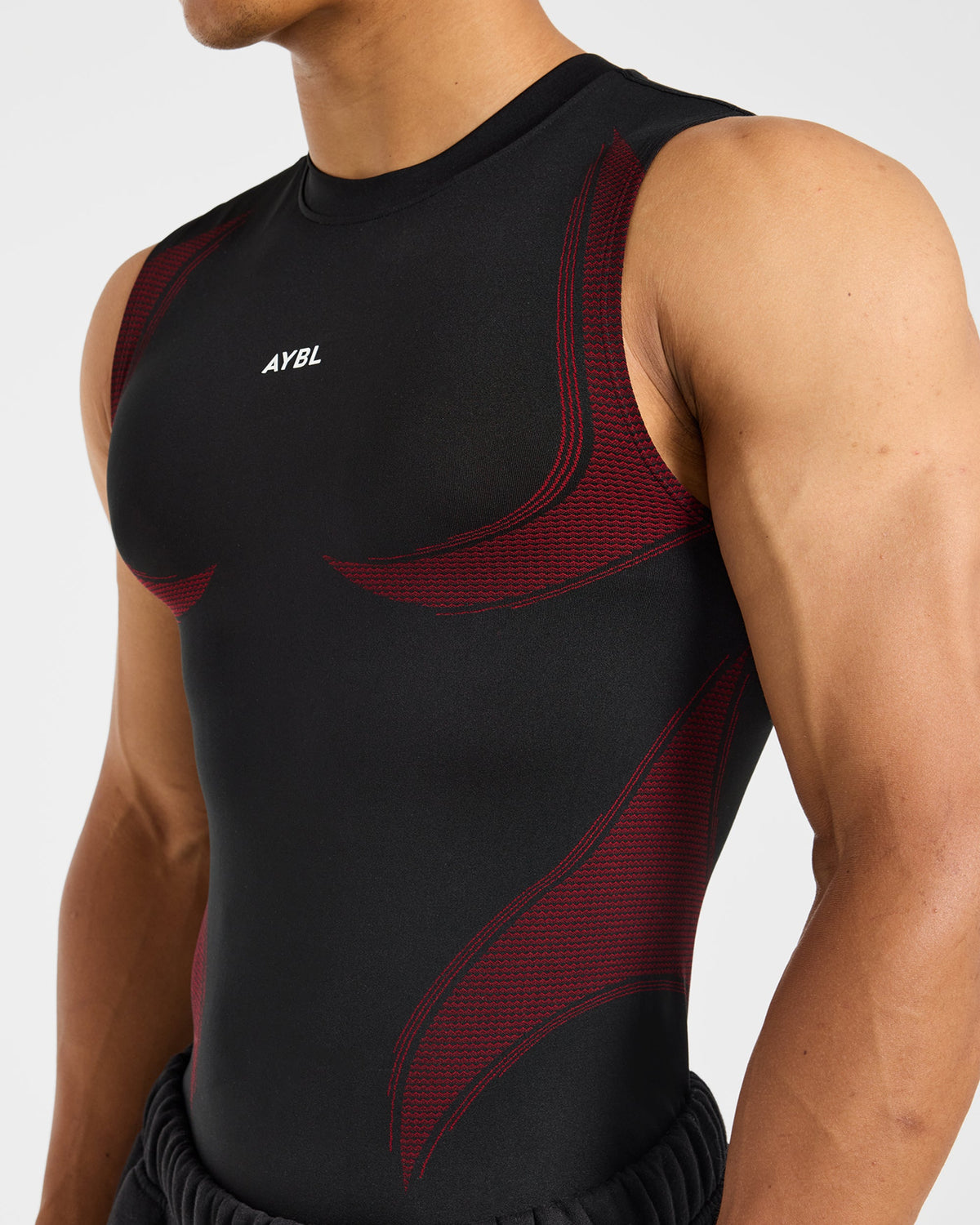 Charge Seamless Tank - Schwarz/Rot