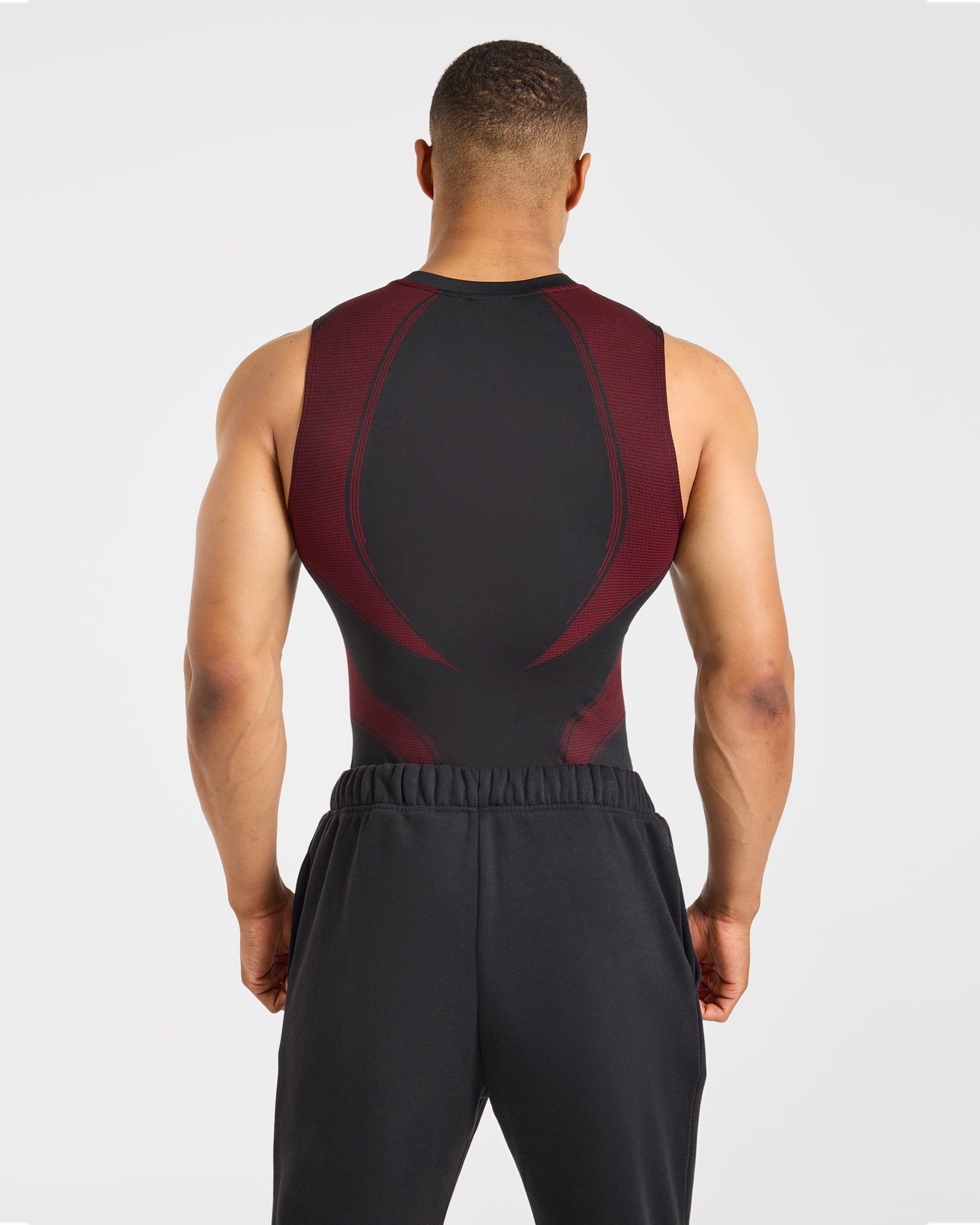 Charge Seamless Tank - Schwarz/Rot