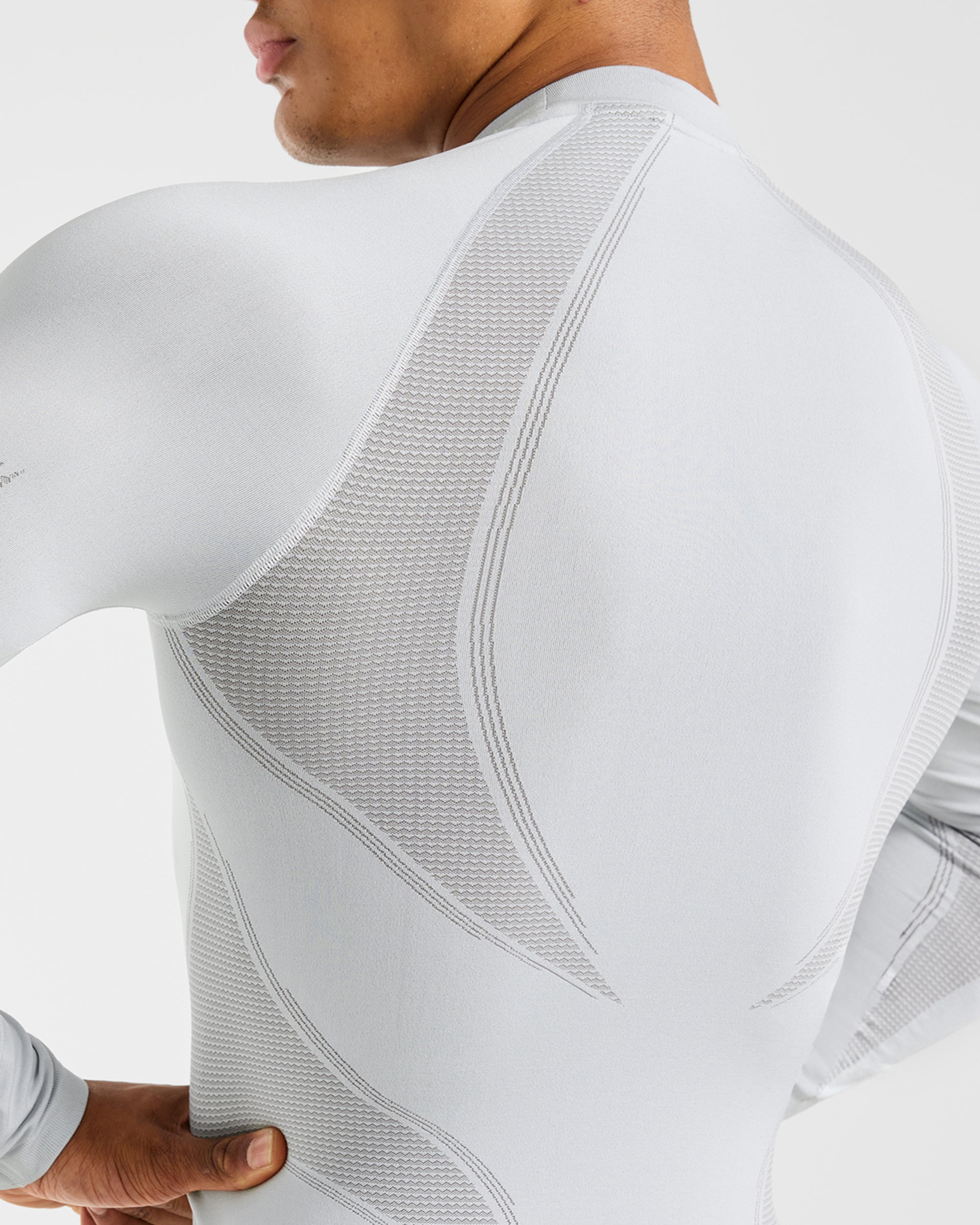 Charge Seamless Long Sleeve T Shirt - Light Grau