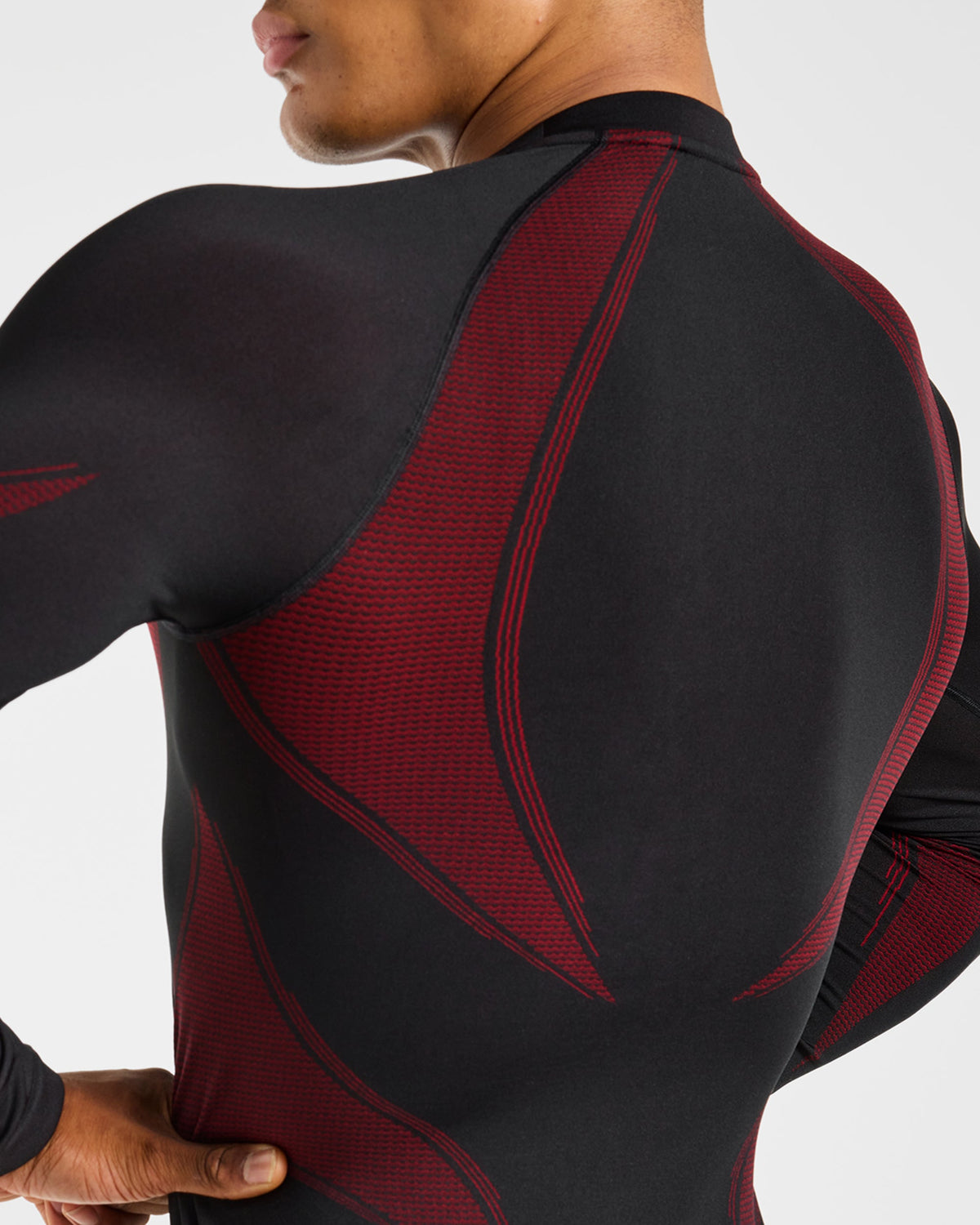 Charge Seamless Long Sleeve T Shirt - Schwarz/Rot