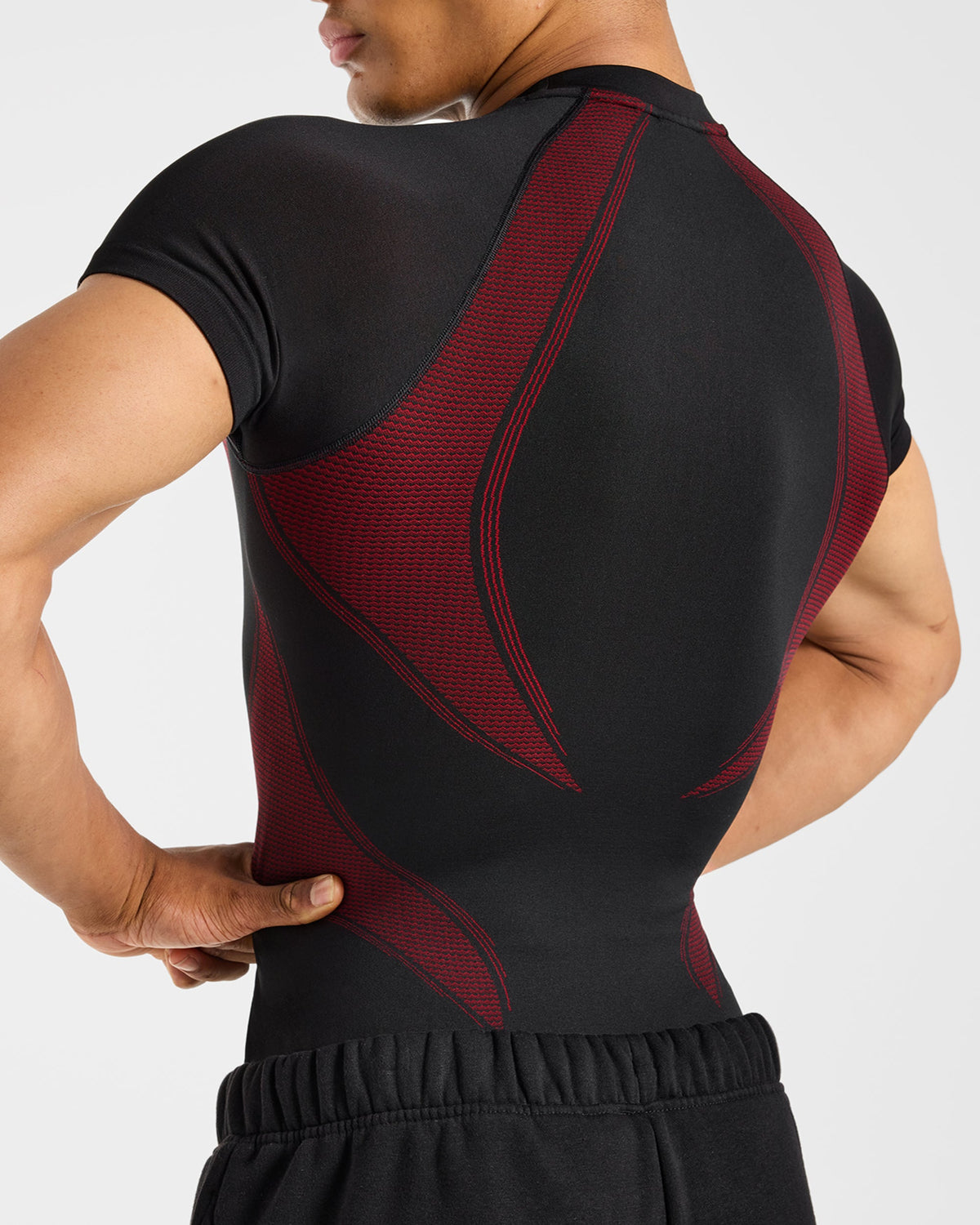 Charge Seamless T Shirt - Schwarz/Rot
