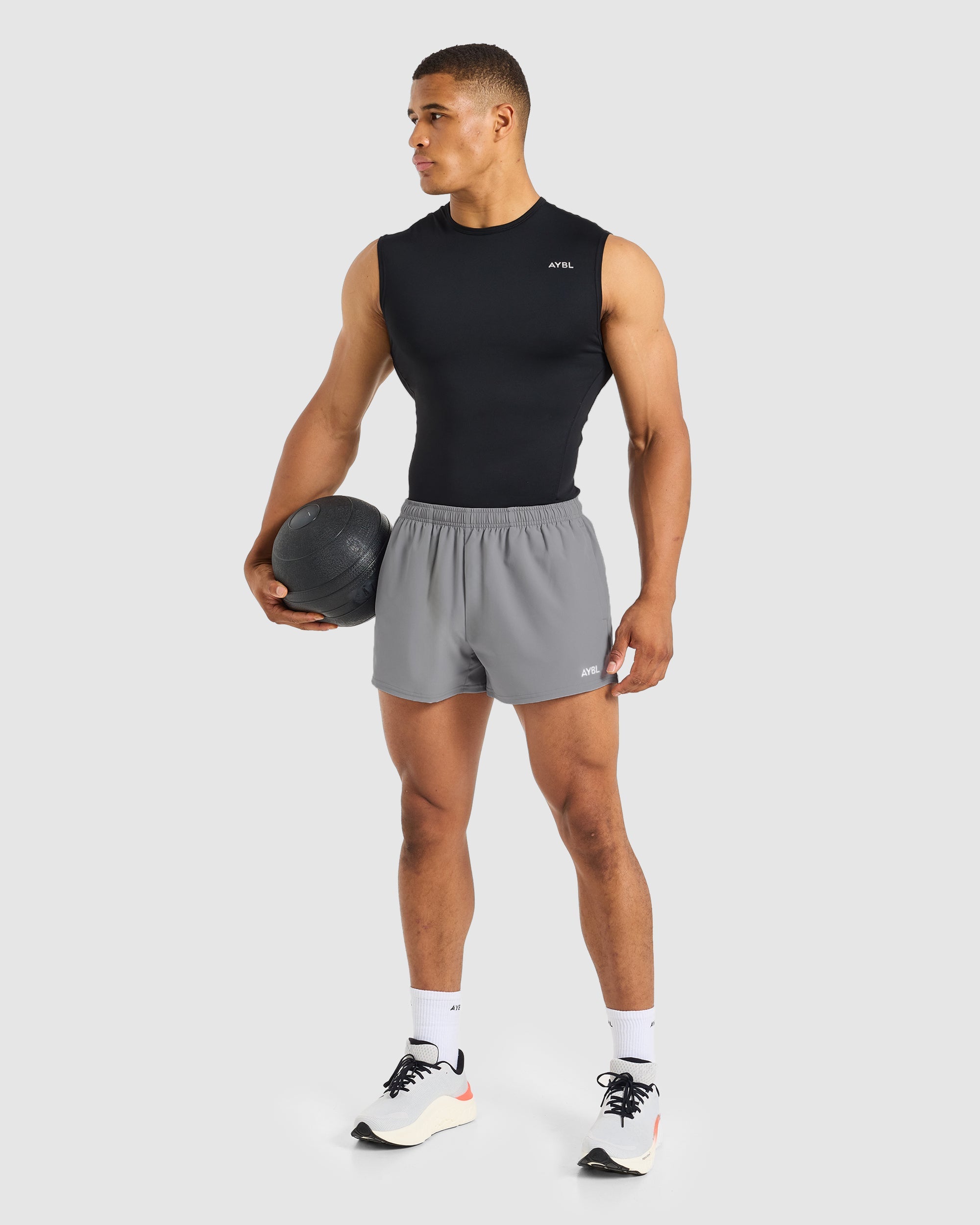 Core 3" Shorts - Grau