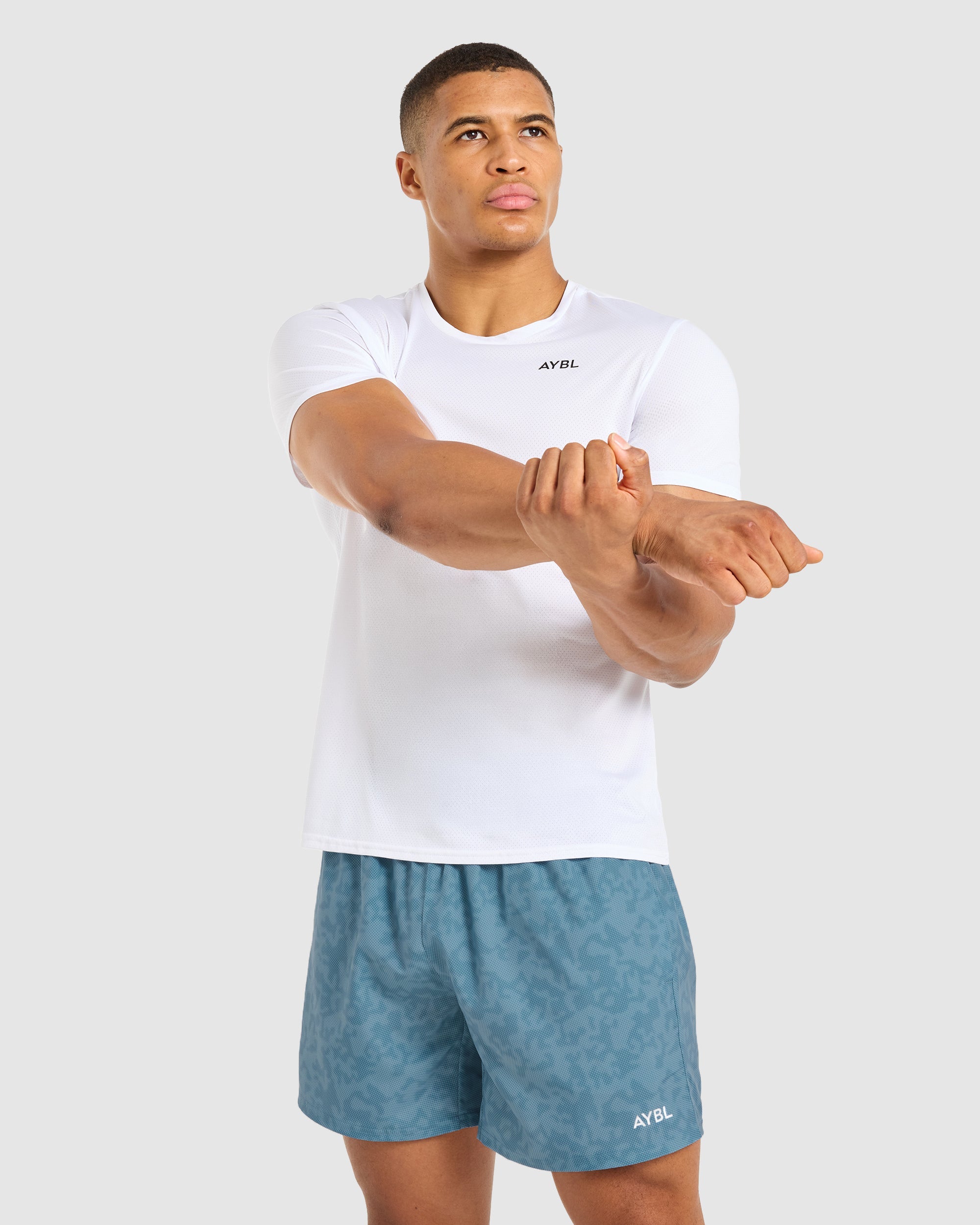 Core 5" Shorts - Blau Camo