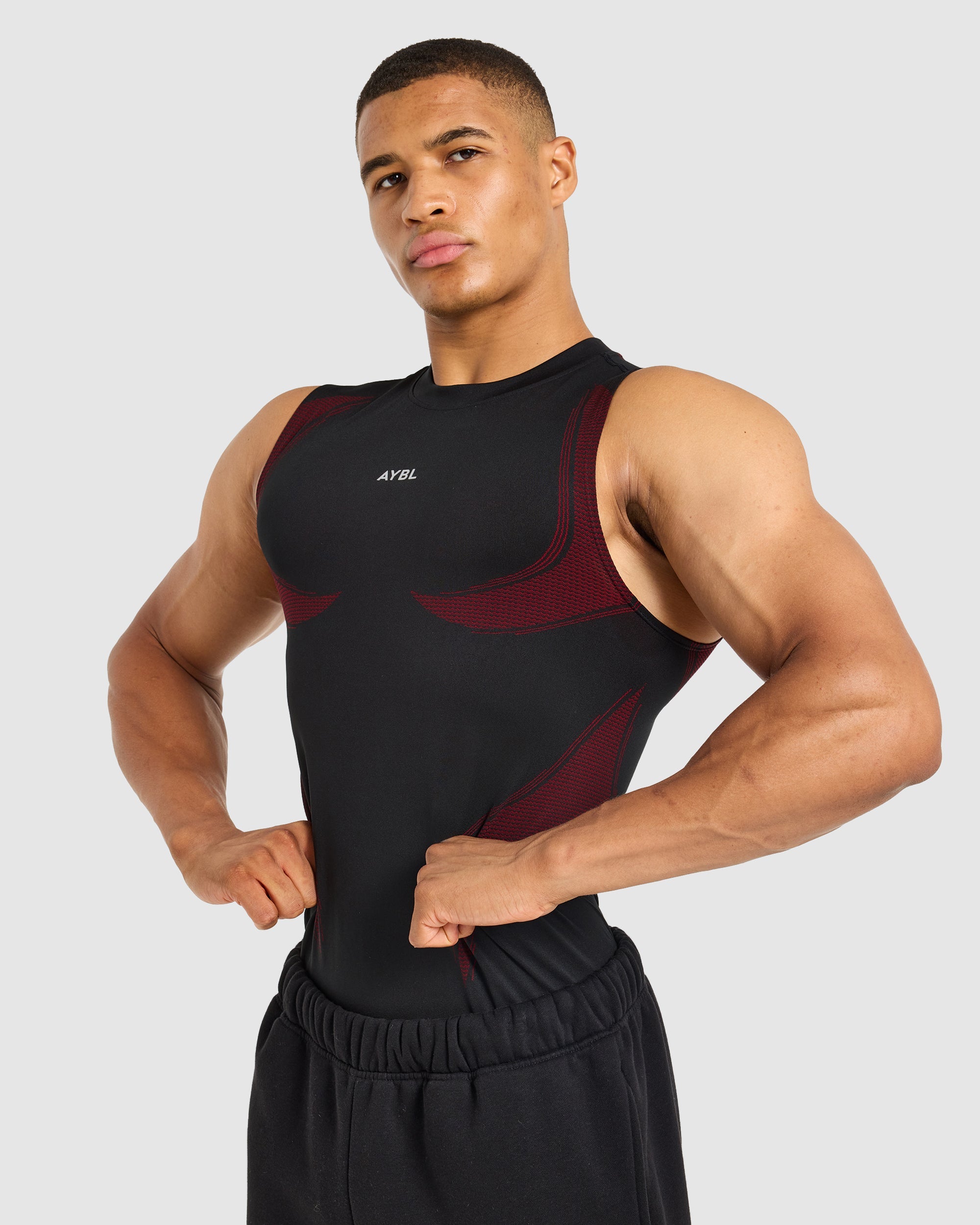 Charge Seamless Tank - Schwarz/Rot