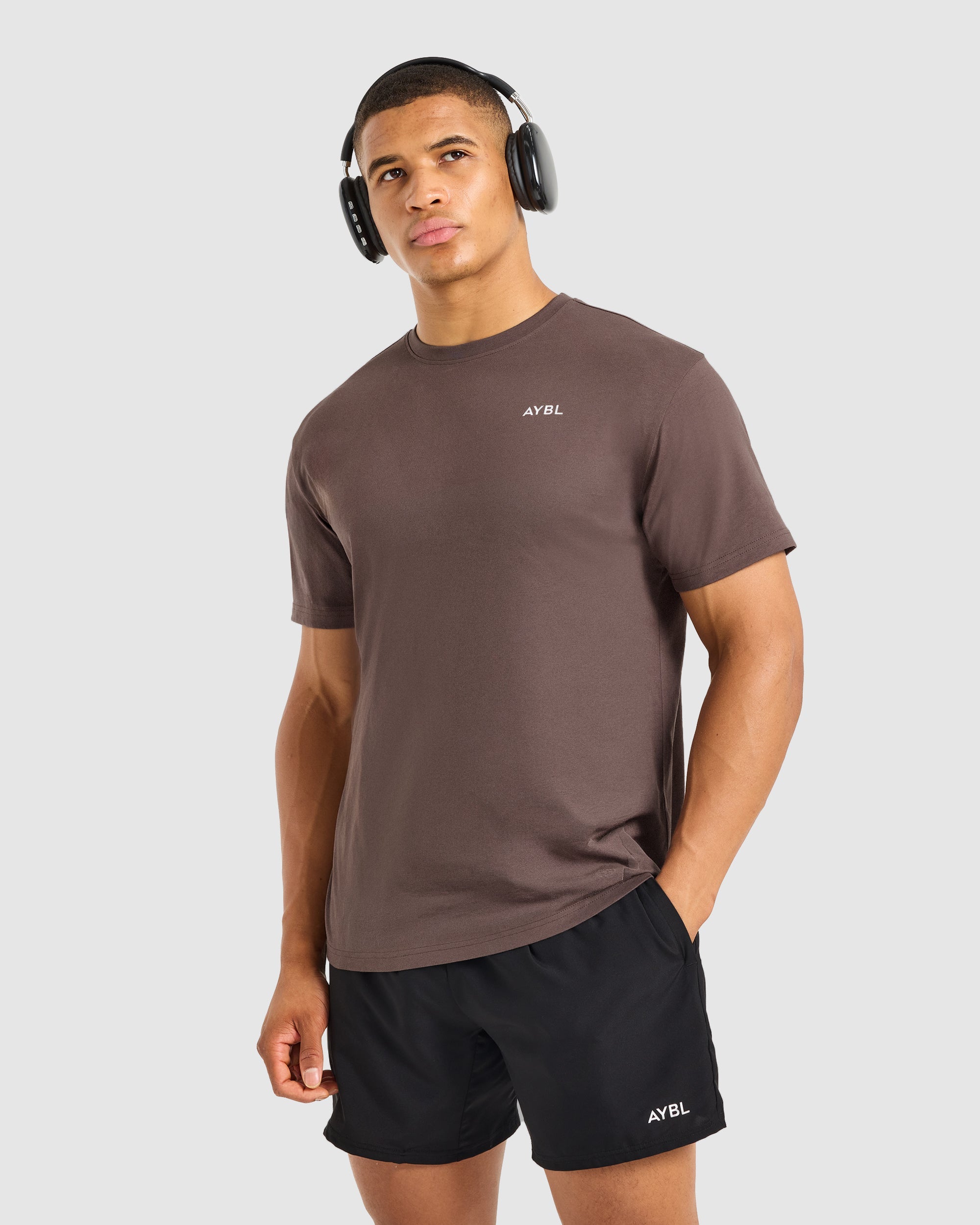 Essential T Shirt - Deep Braun