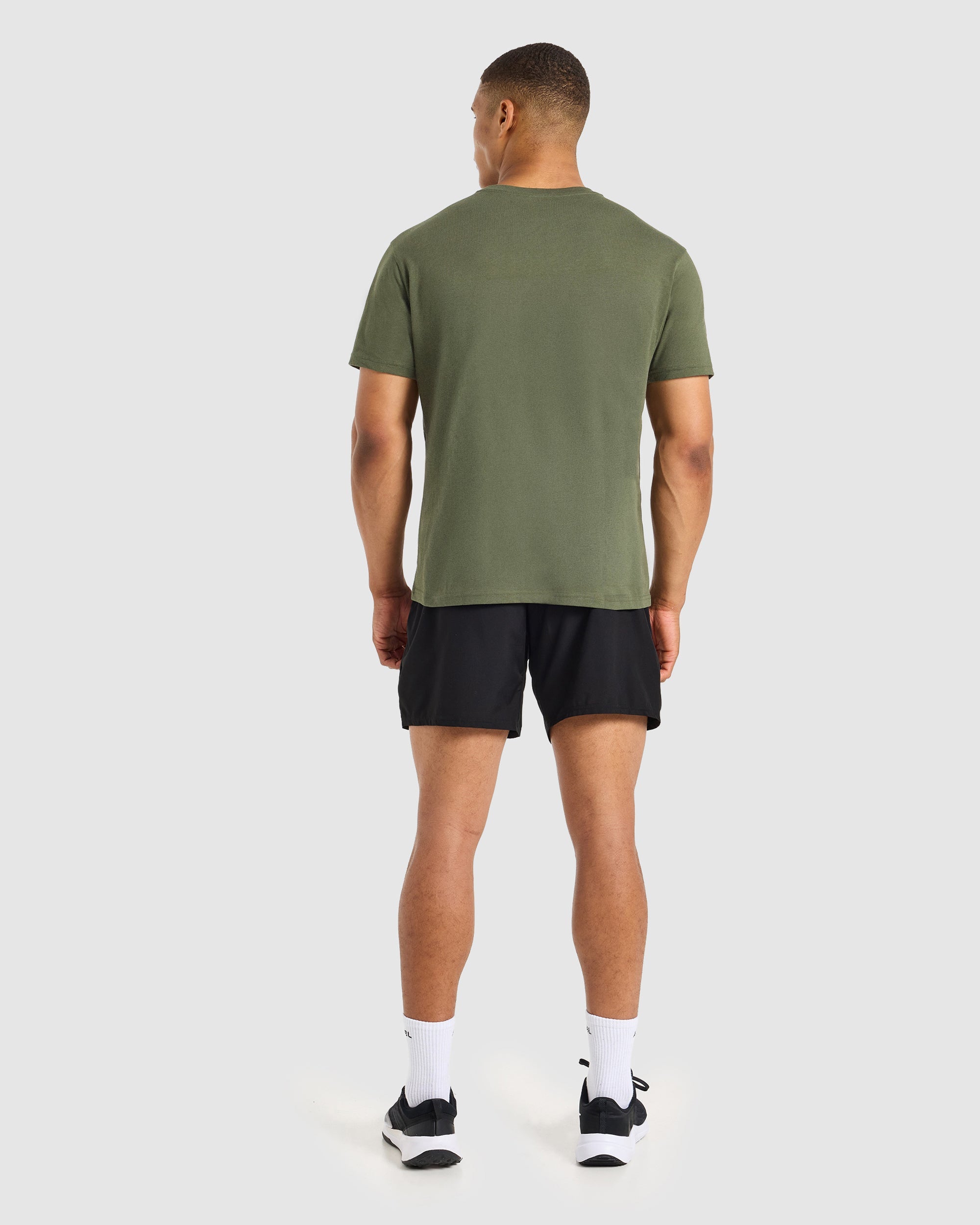 Essential T Shirt - Army Grün