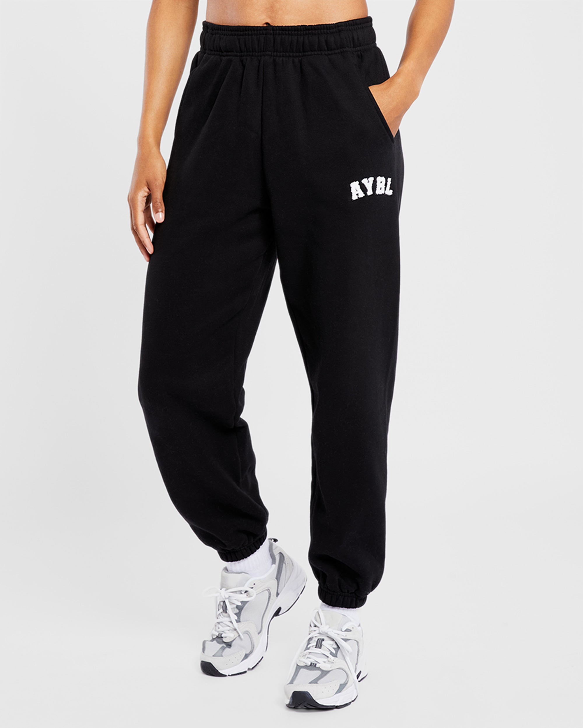 Varsity Oversized Joggers - Schwarz