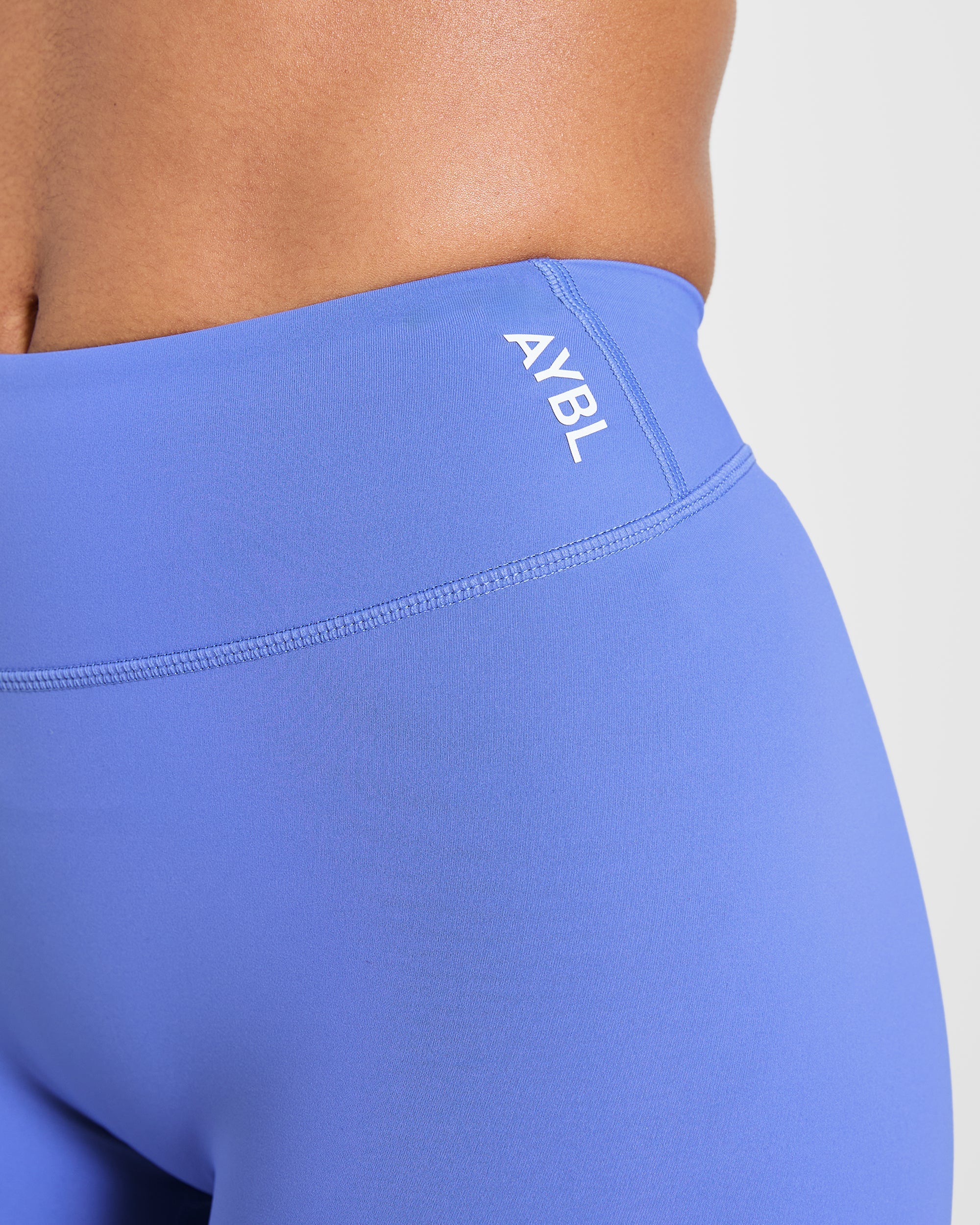 Physique Leggings - Cornflower Lila