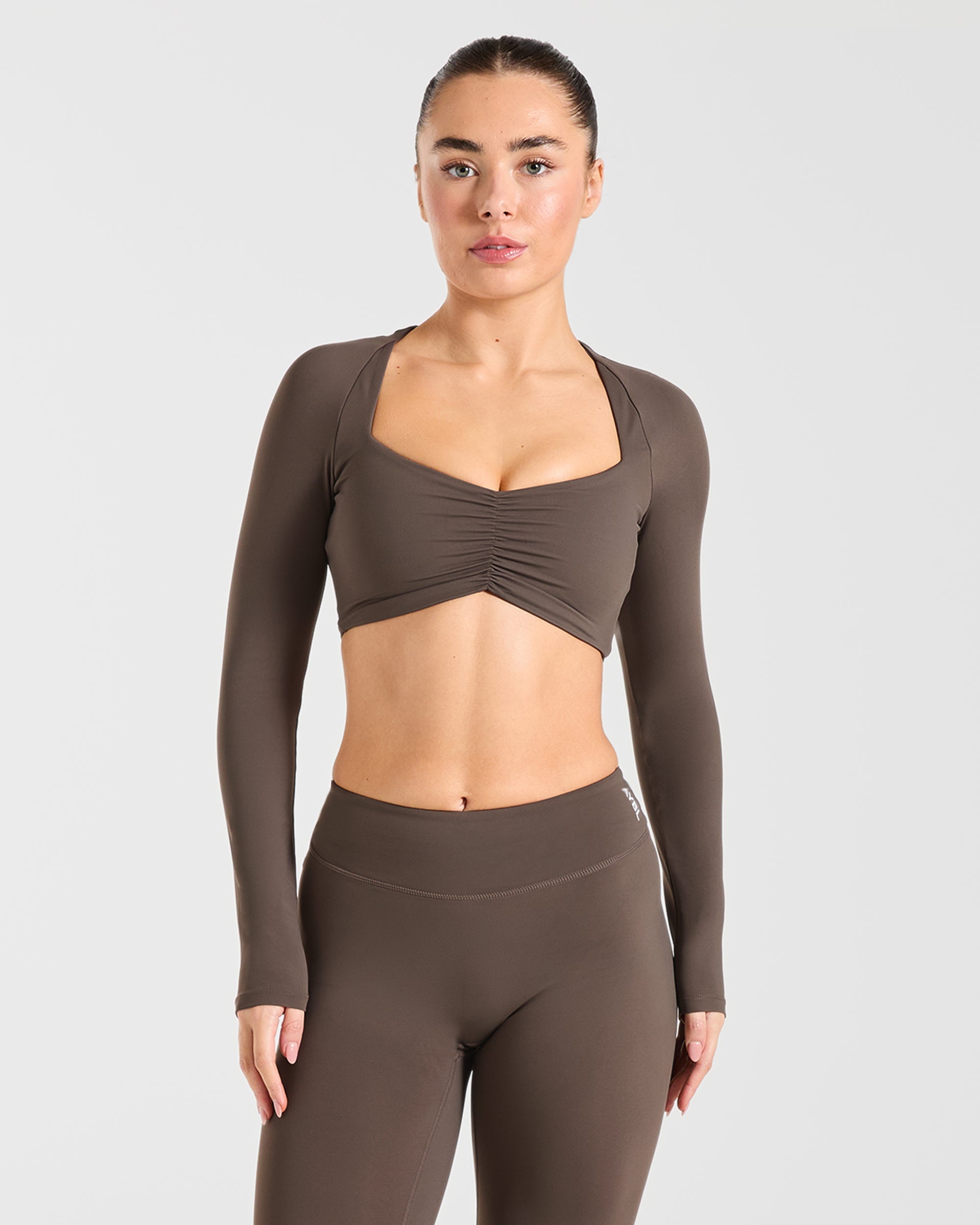 Physique Long Sleeve Crop Top - Braun