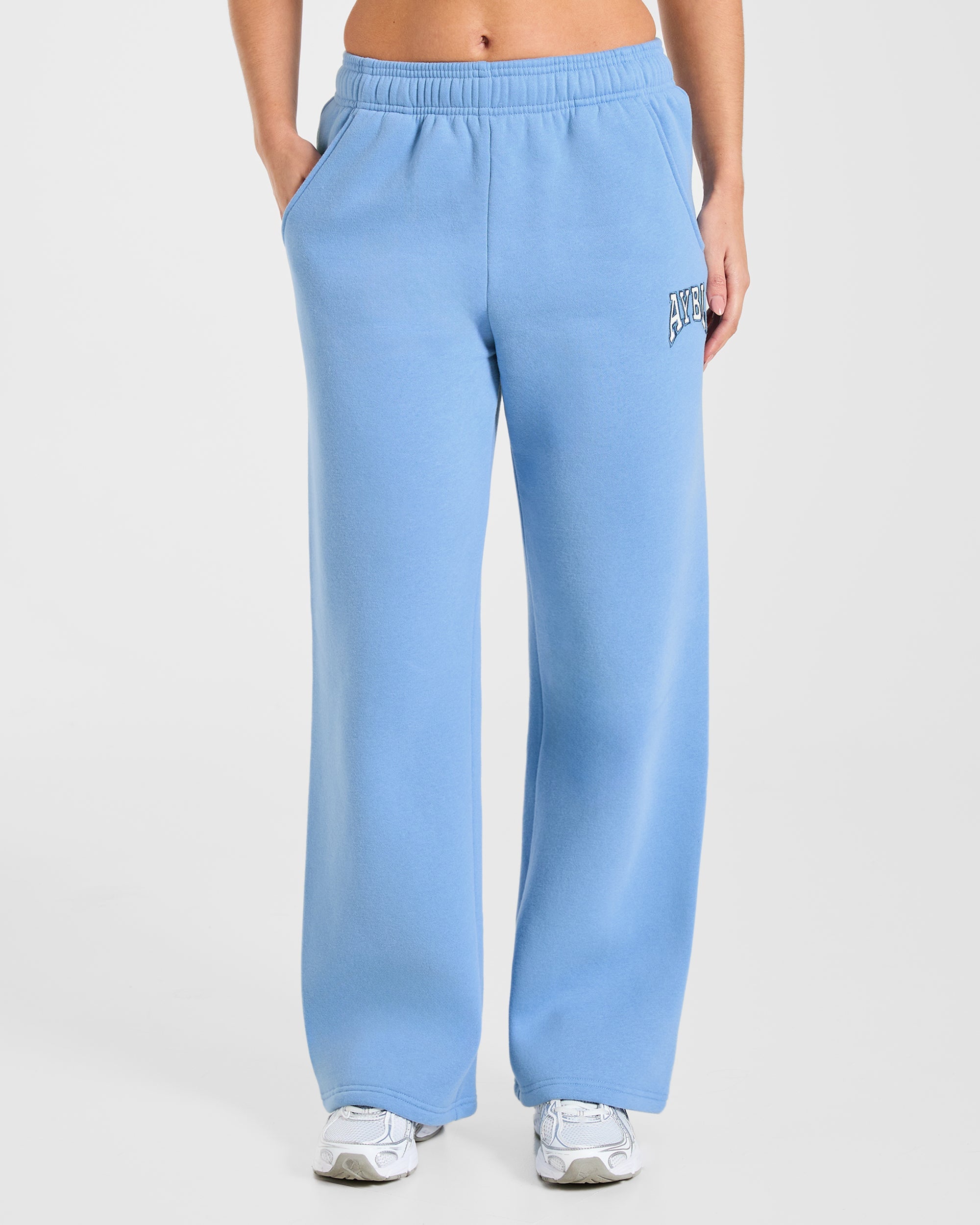 AYBL Club Oversized Straight Leg Joggers - Blau