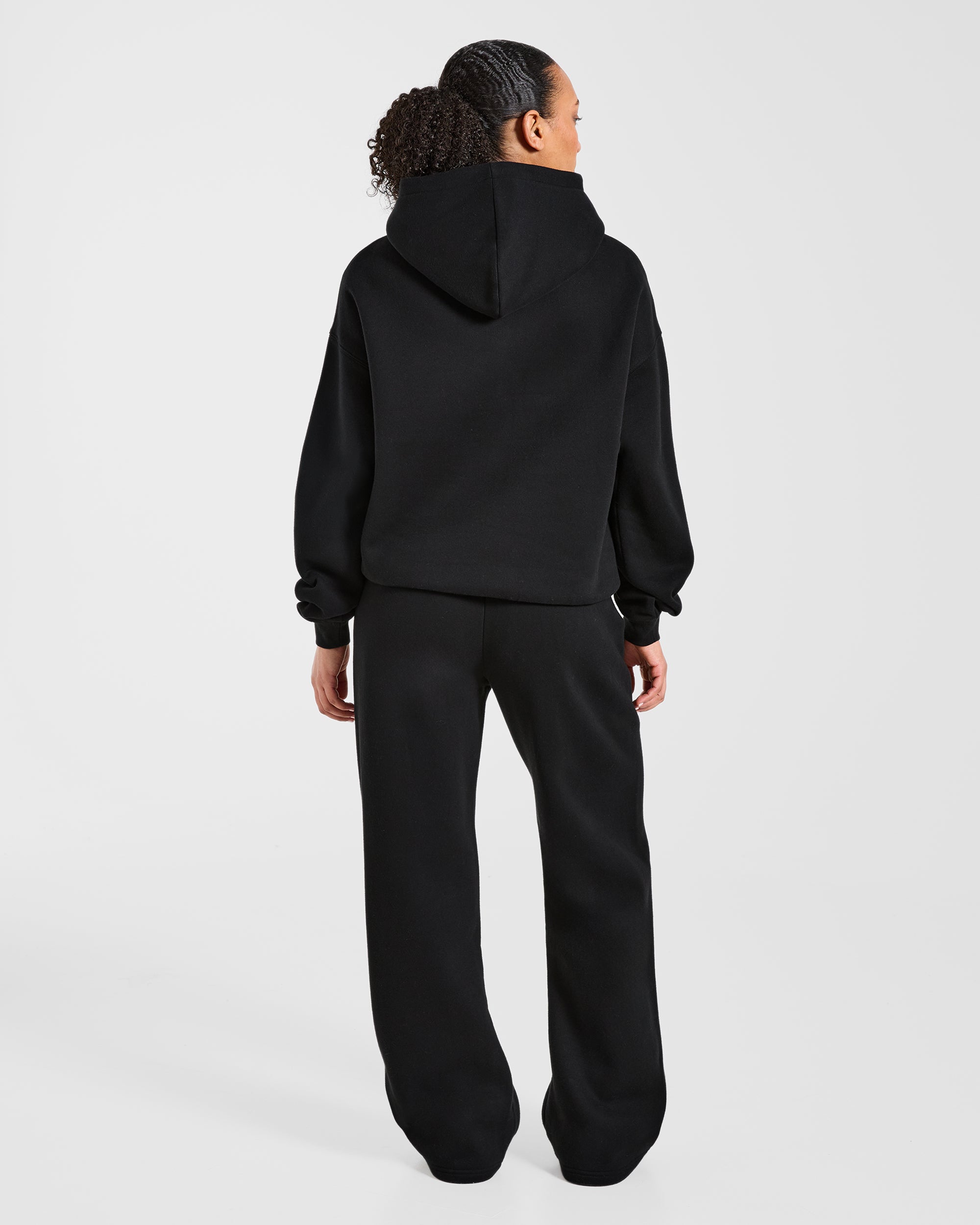 AYBL Club Oversized Straight Leg Joggers - Schwarz