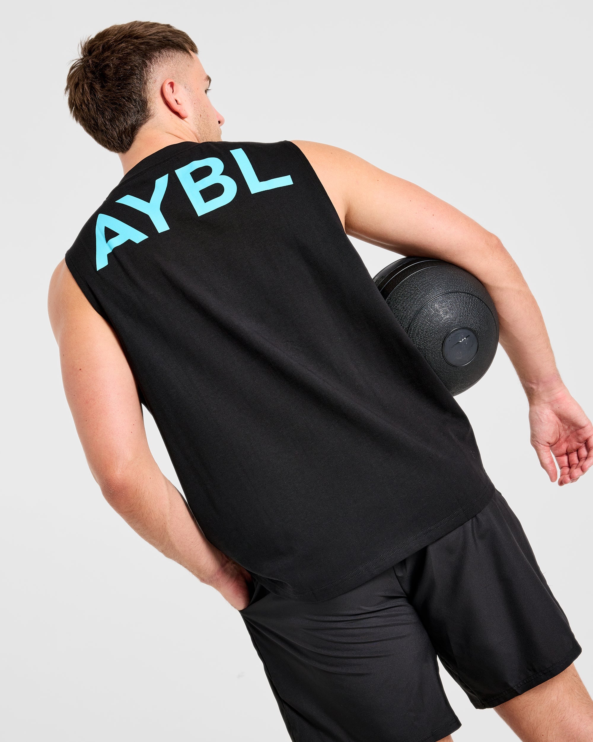Essential Oversized Graphic Tank - Schwarz/Aqua