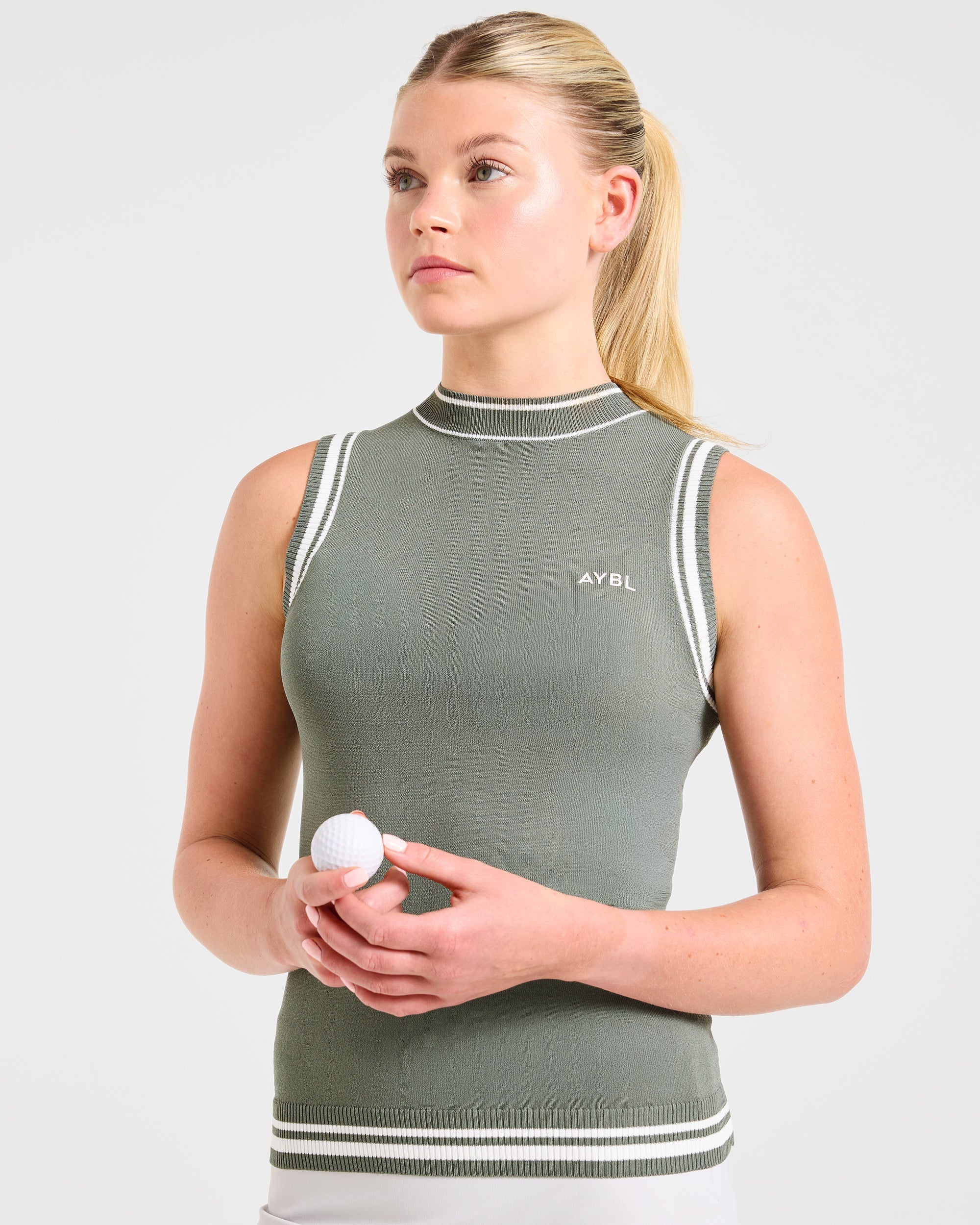 Classic Knitted High Neck Vest - Hillside Grün