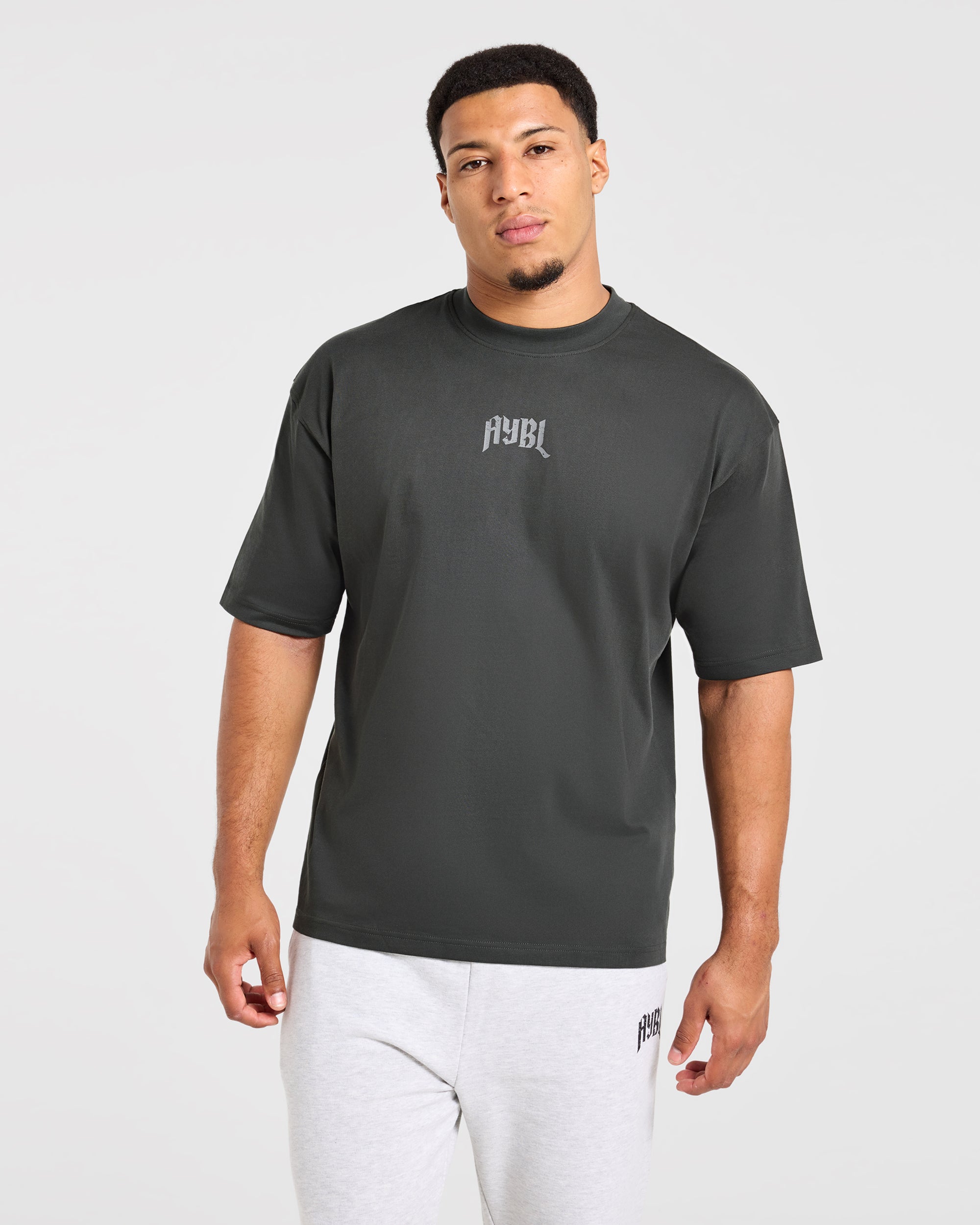 Heavy Lifting Gothic Oversized T Shirt - Charcoal/Gelb