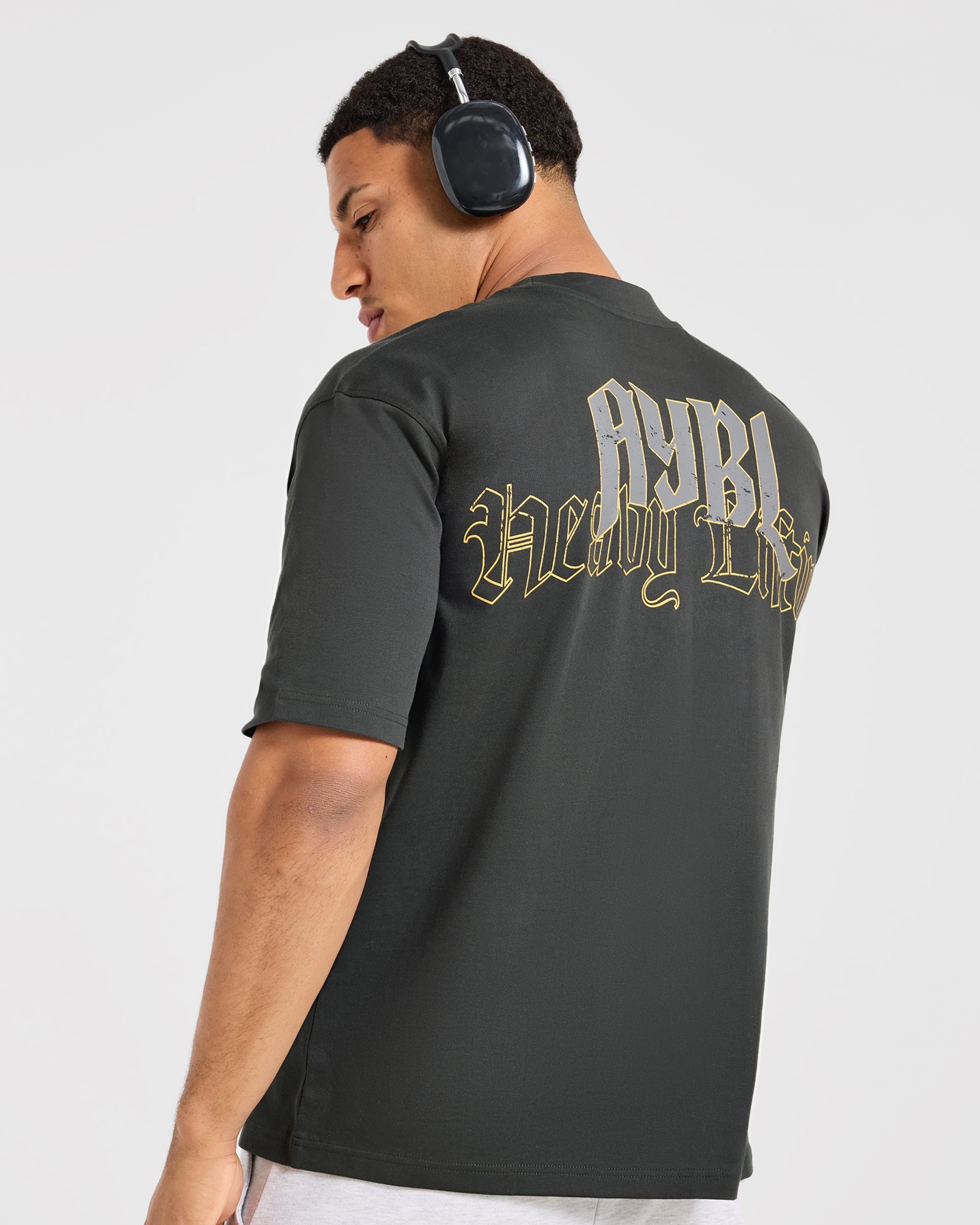 Heavy Lifting Gothic Oversized T Shirt - Charcoal/Gelb