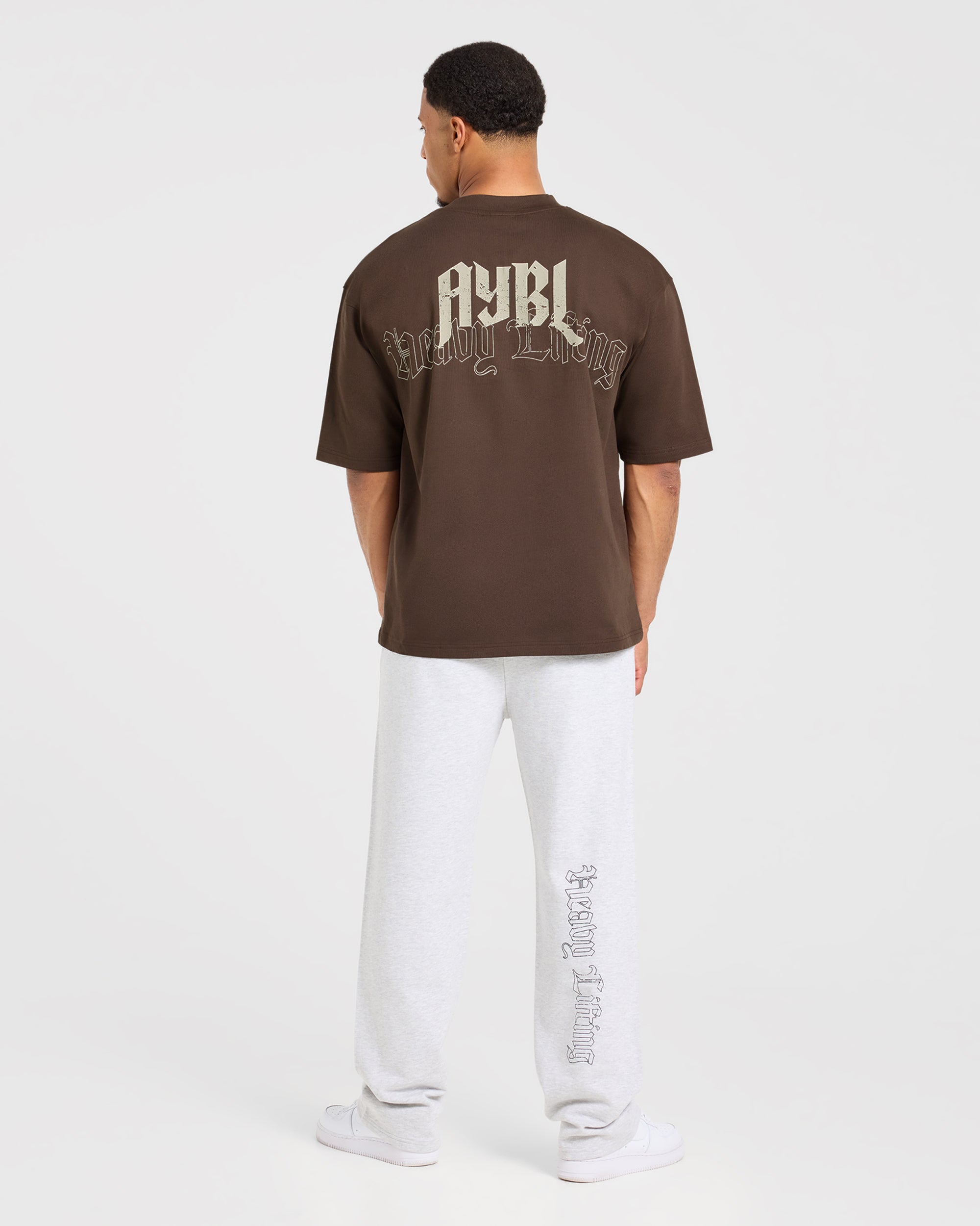 Heavy Lifting Gothic Oversized T Shirt - Braun/Cream