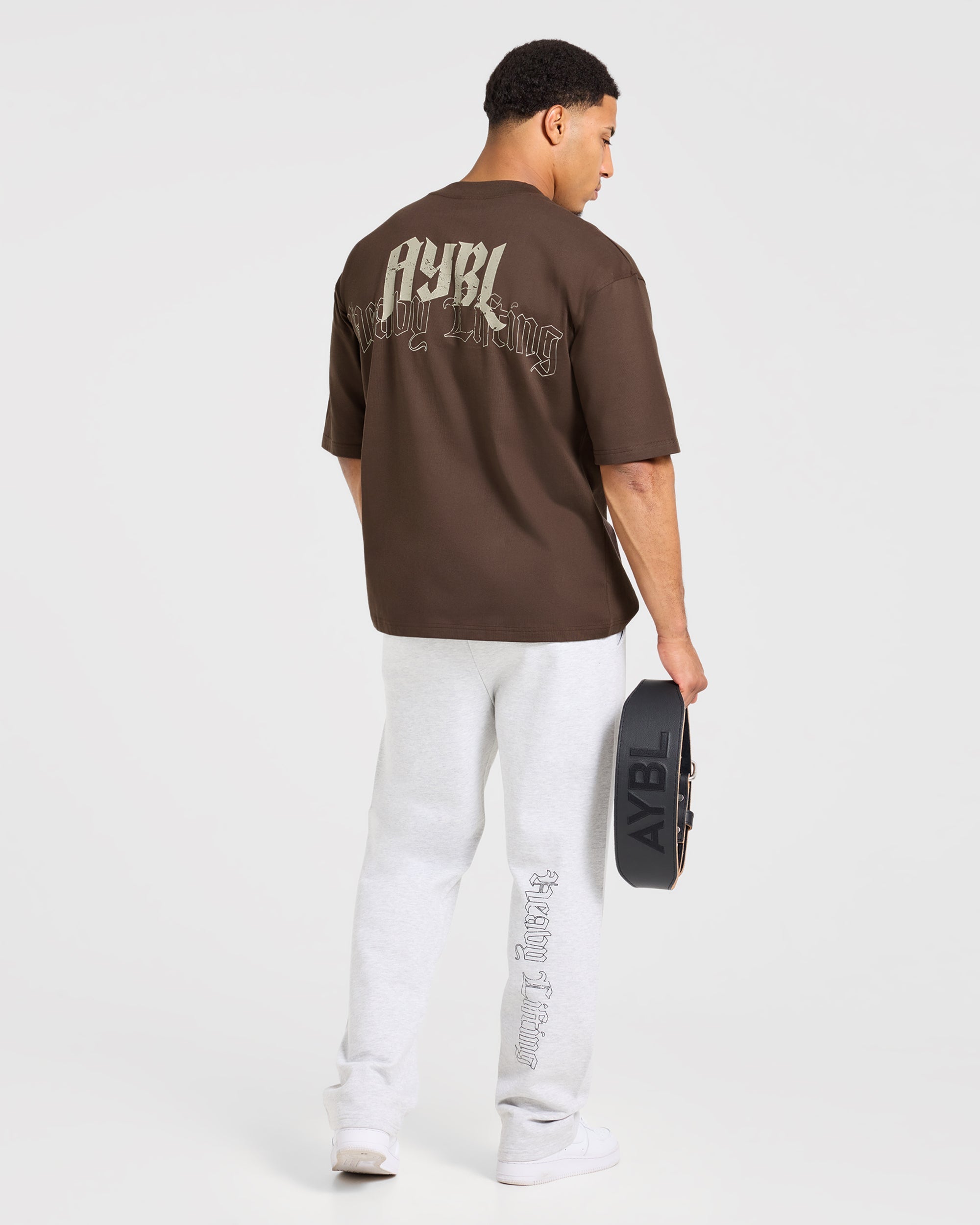 Heavy Lifting Gothic Oversized T Shirt - Braun/Cream