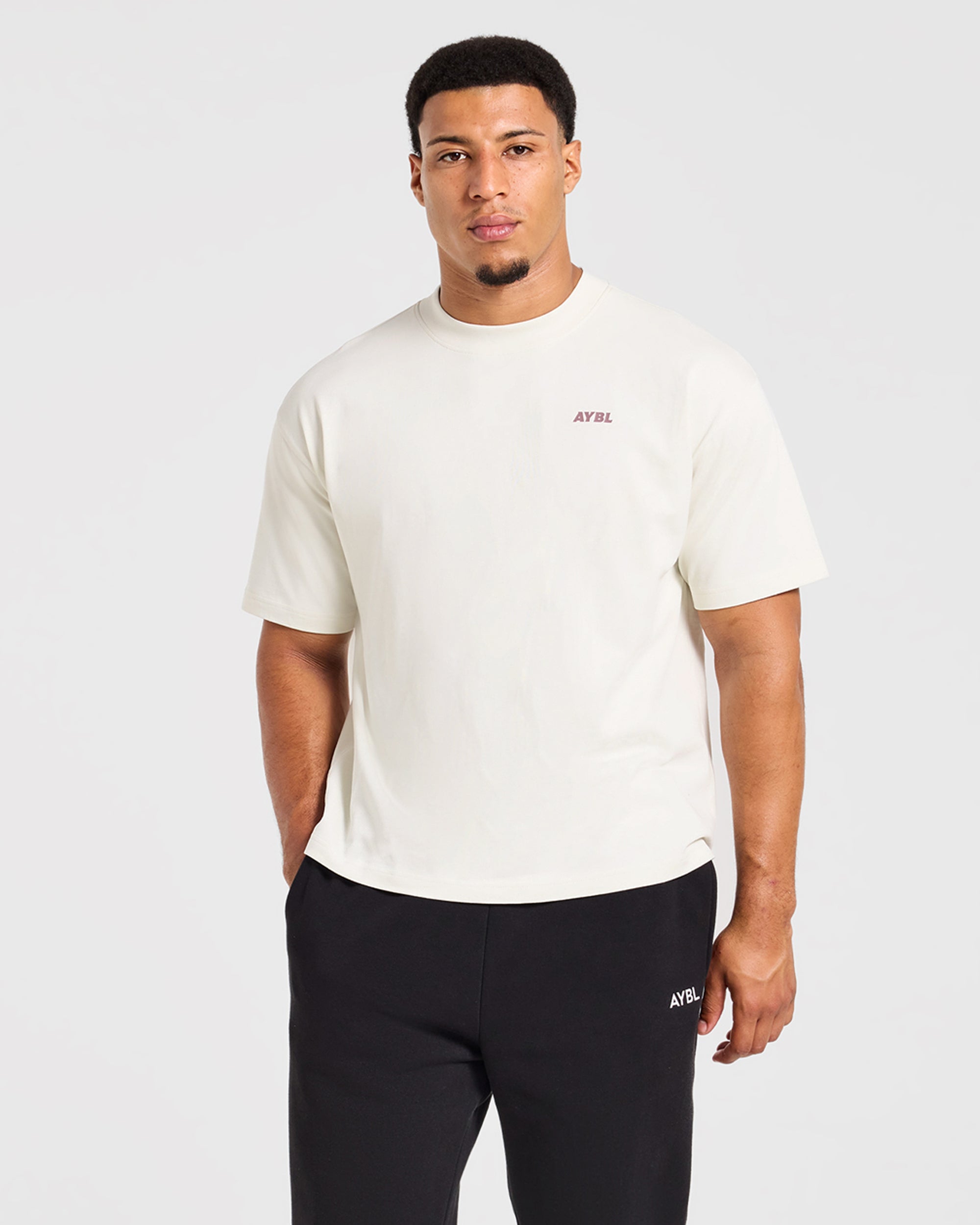 Iron Paradise Oversized T Shirt - Off Weiß