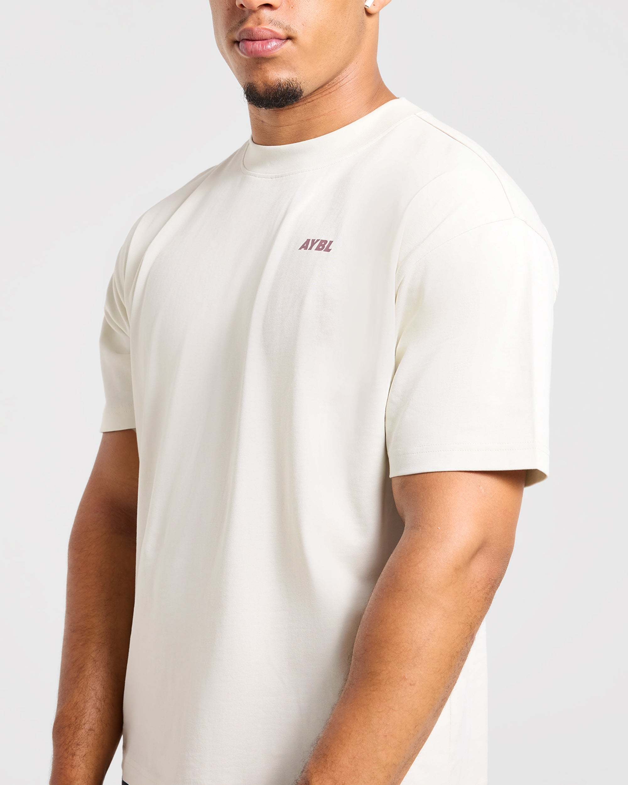 Iron Paradise Oversized T Shirt - Off Weiß