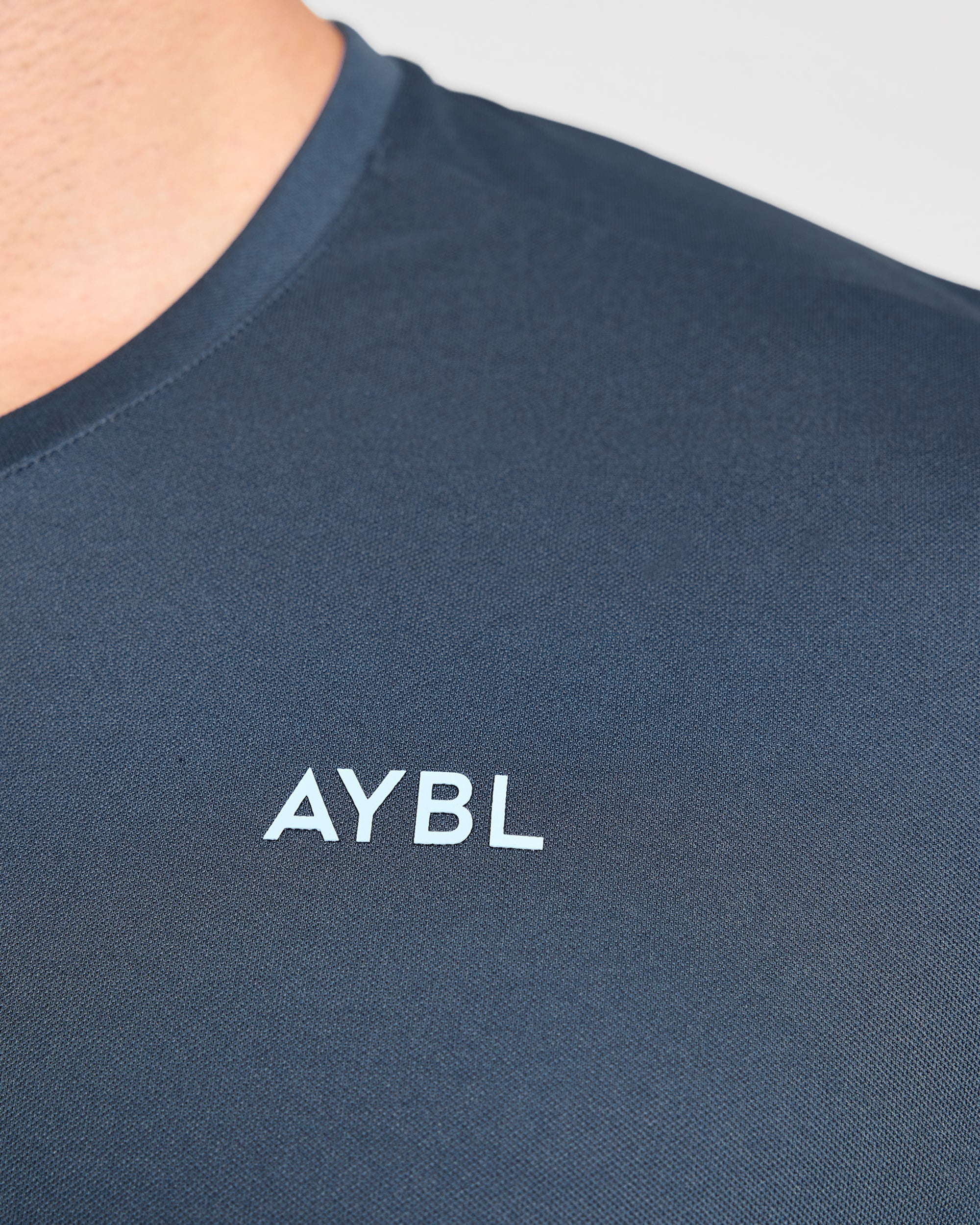 Active T Shirt - Muted Navy/Light Blau