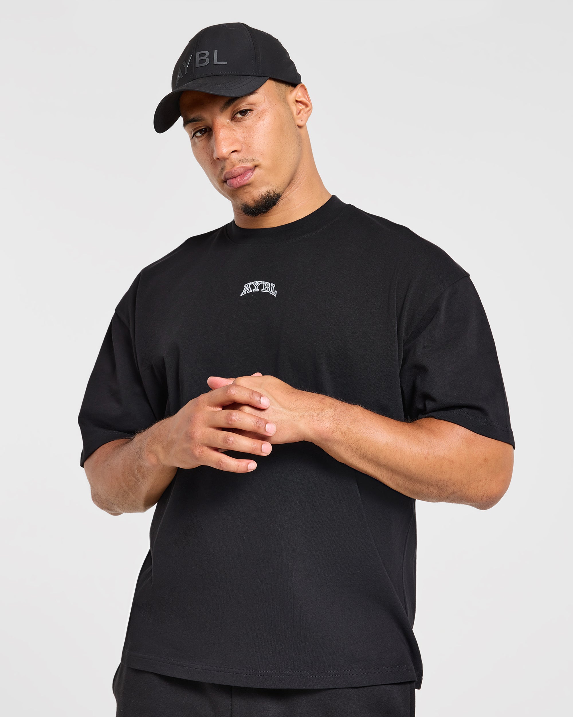Relentless Eagle Oversized T Shirt - Schwarz