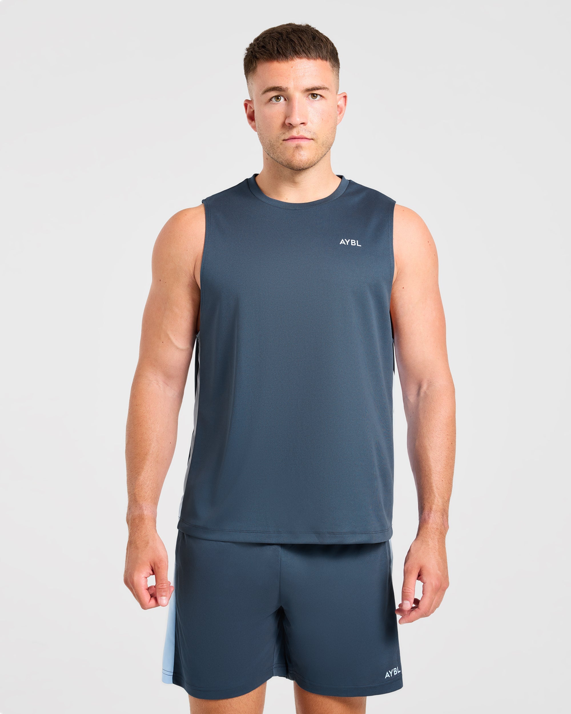 Active Vest - Muted Navy/Light Blau