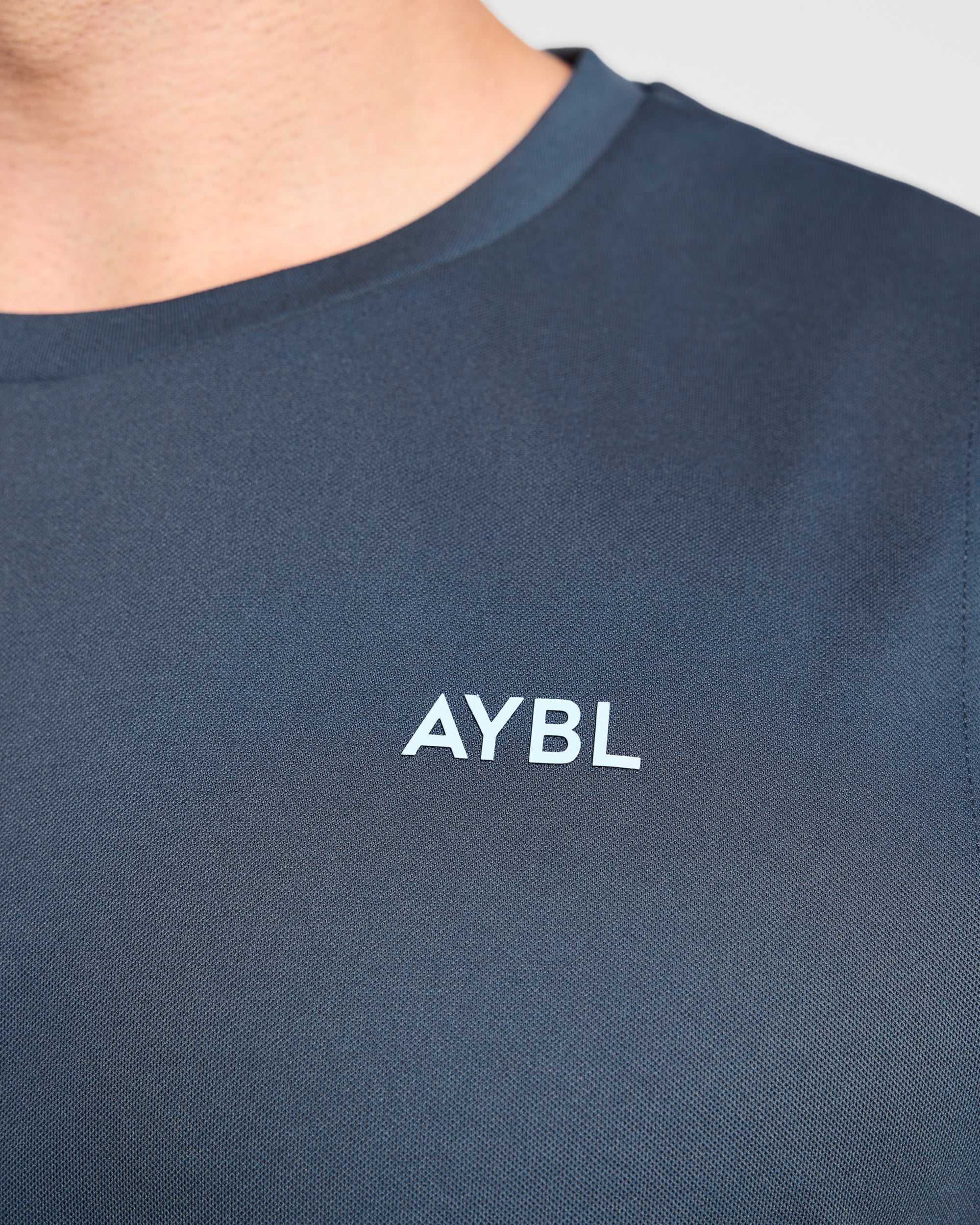 Active Vest - Muted Navy/Light Blau