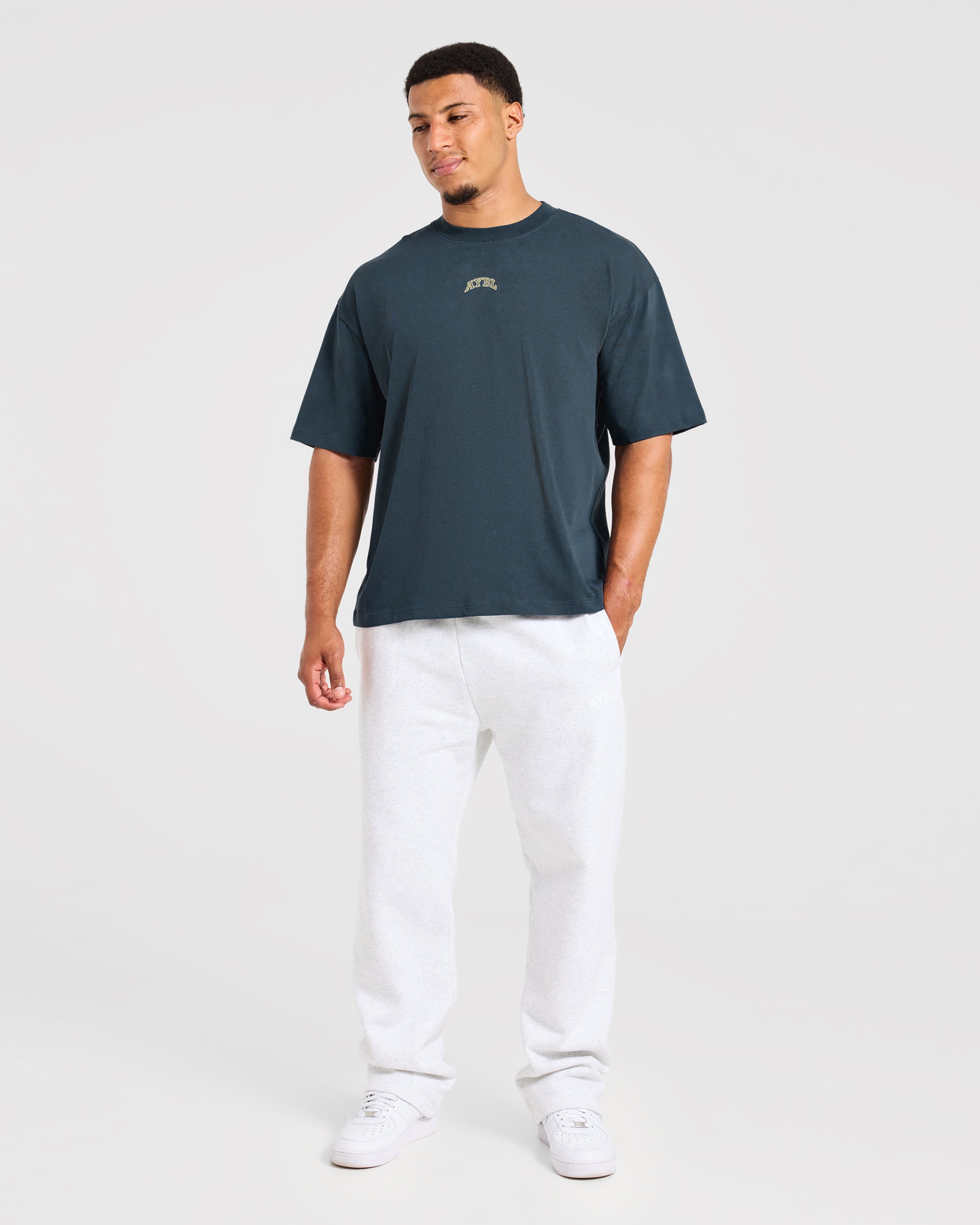 Relentless Eagle Oversized T Shirt - Petrol Blau
