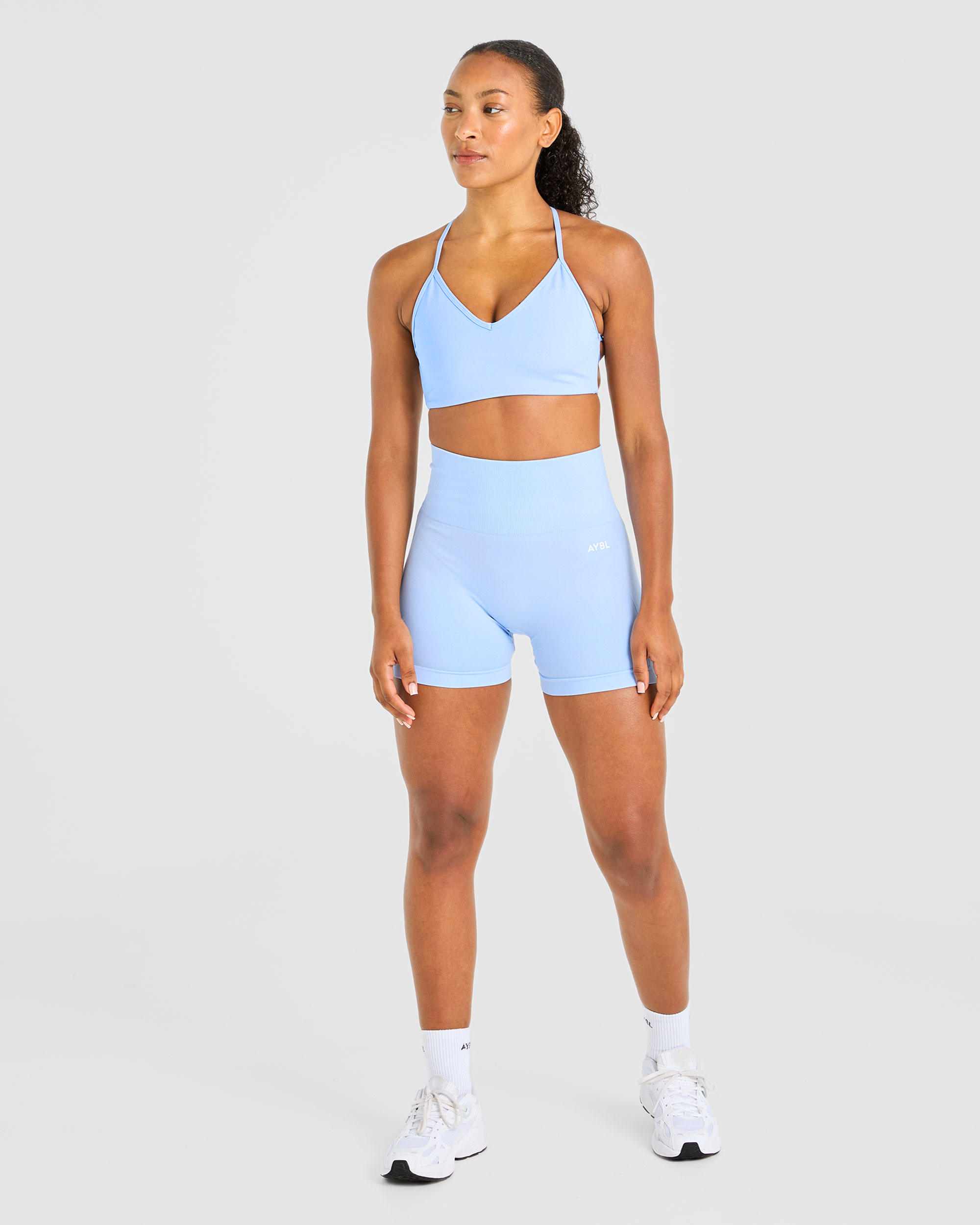 Essential Crossback Sports Bra - Baby Blau