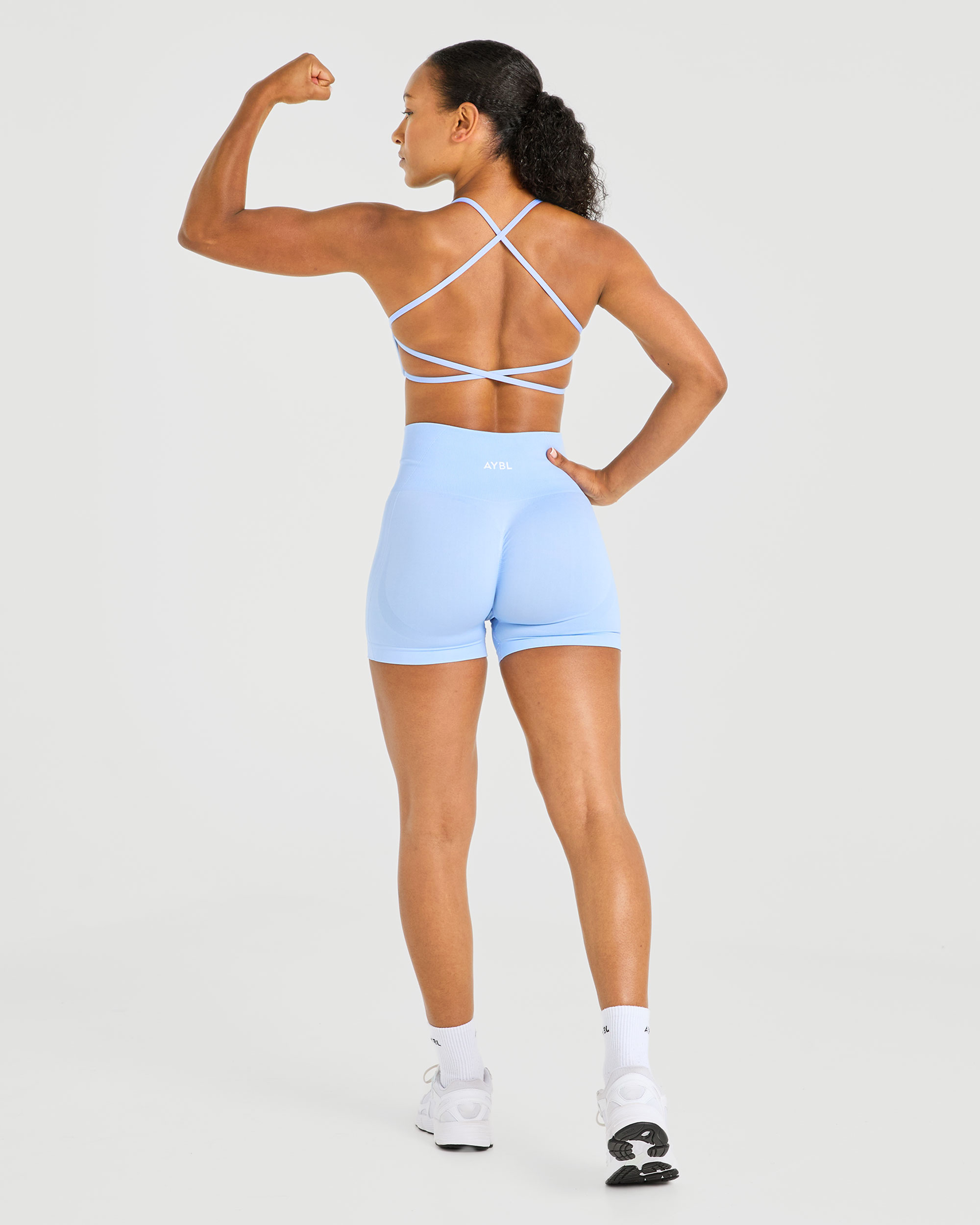 Essential Crossback Sports Bra - Baby Blau