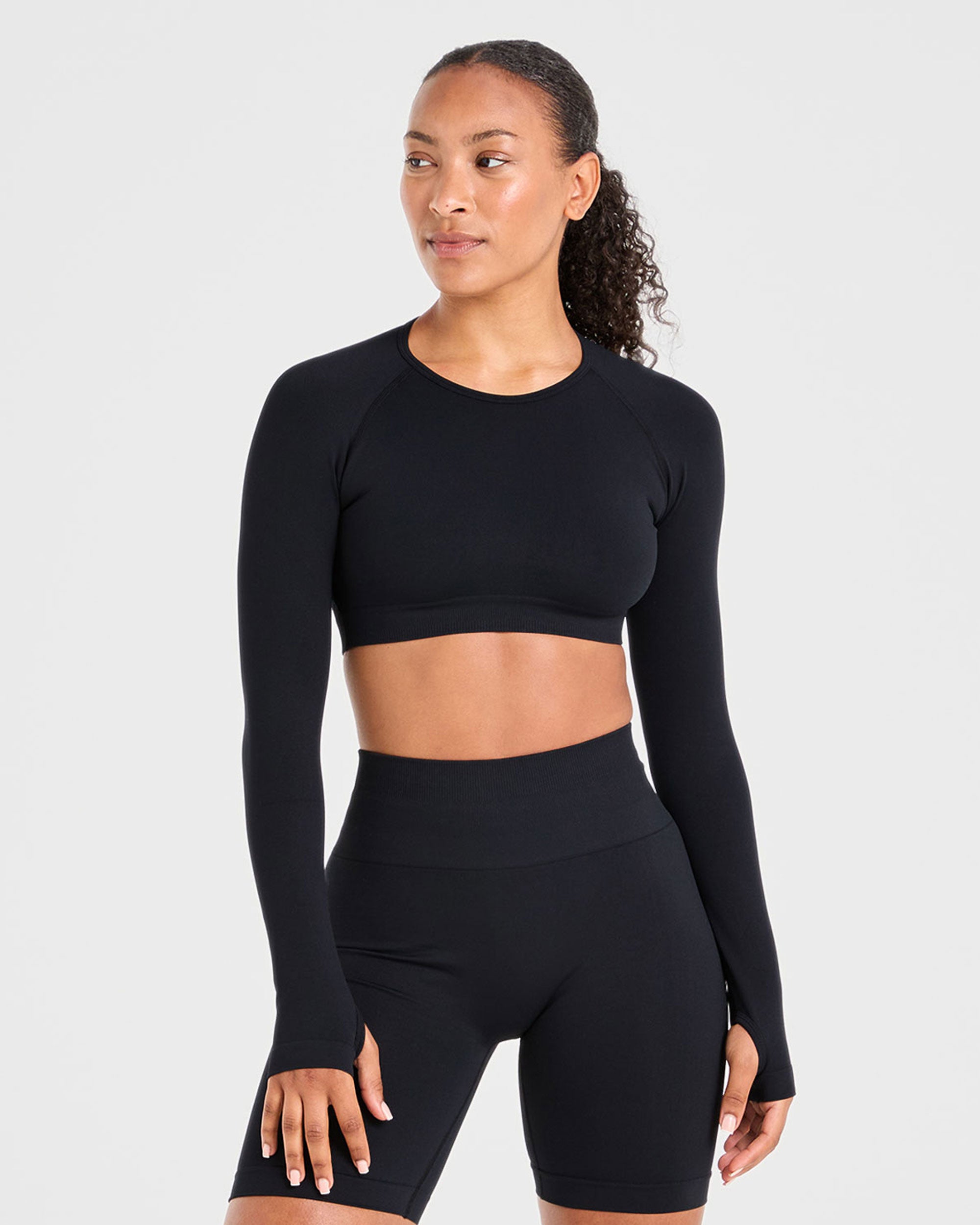 Power Seamless Long Sleeve Crop Top - Schwarz