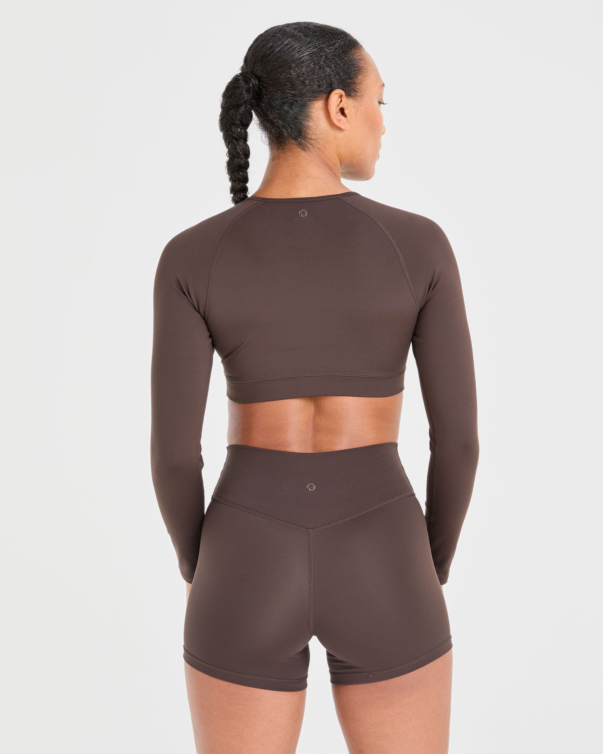 Staple Long Sleeve Crop Top - Coffee Braun