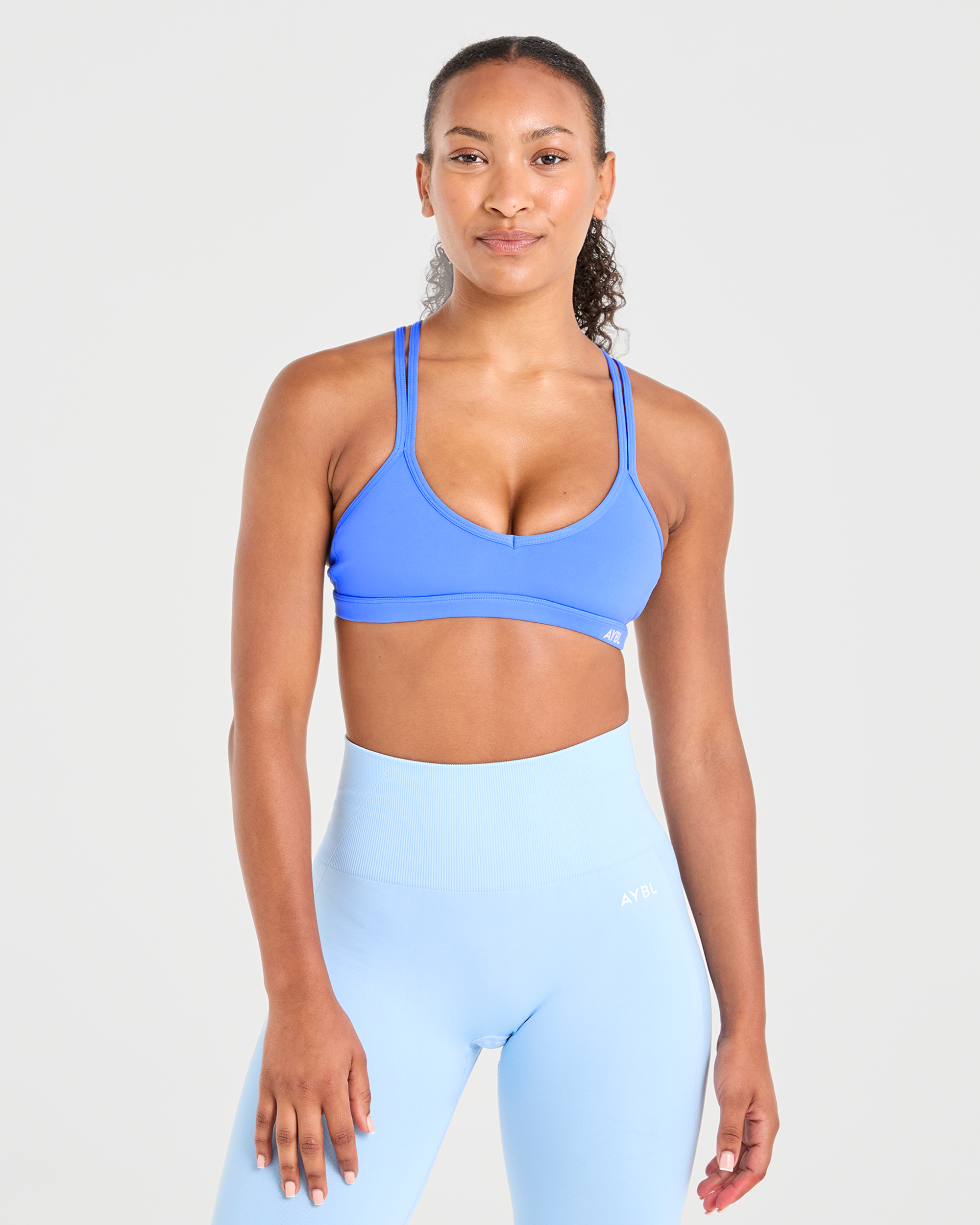 Essential Strappy Sports Bra - Summer Blau