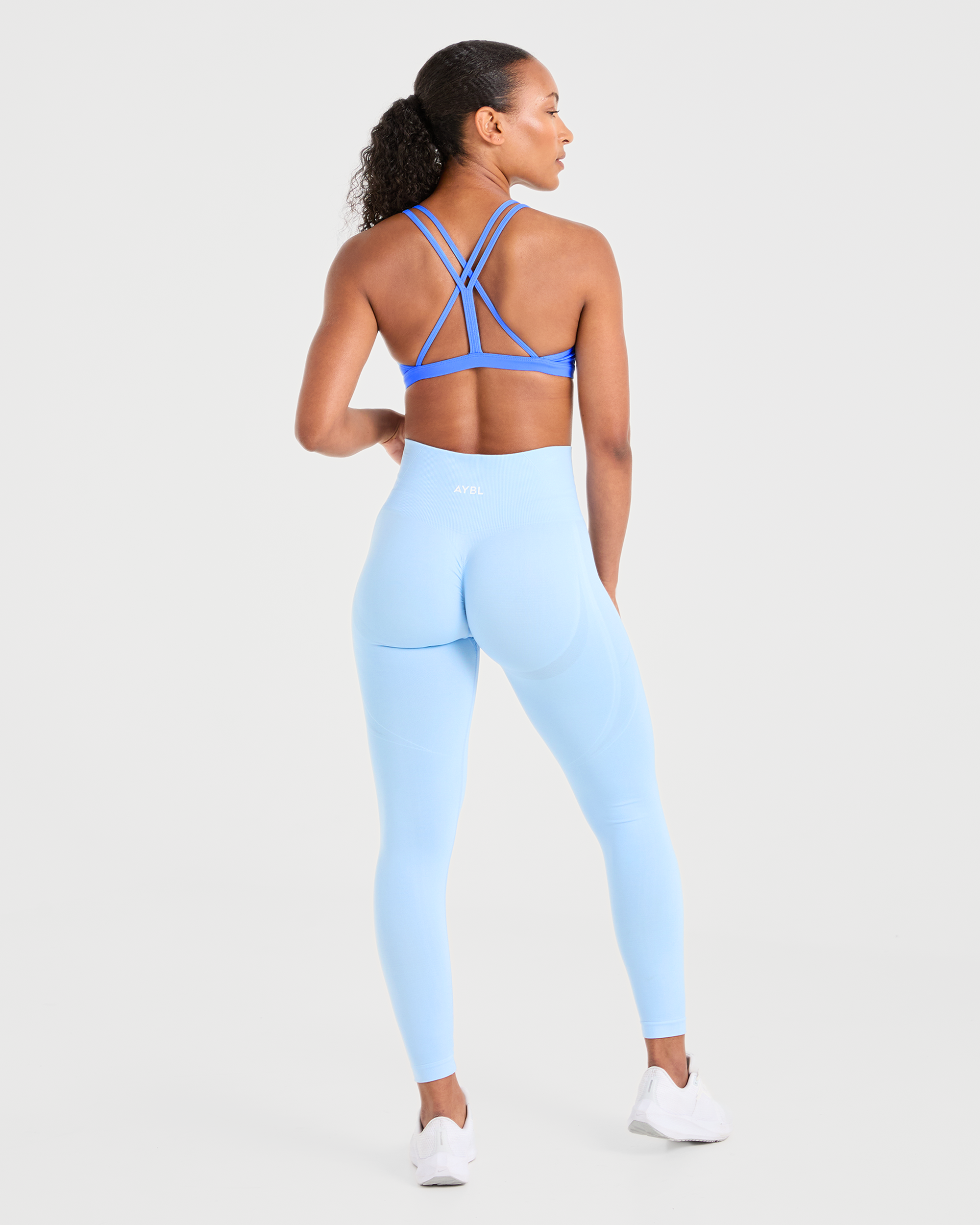 Essential Strappy Sports Bra - Summer Blau